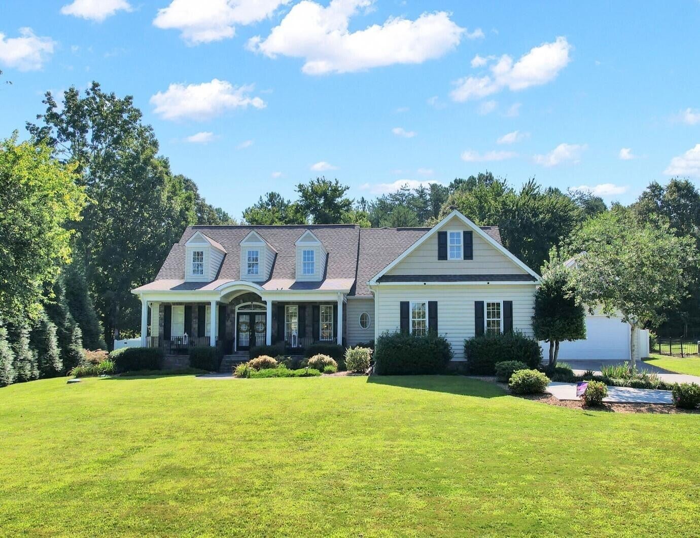 Photo of Listing #2976810