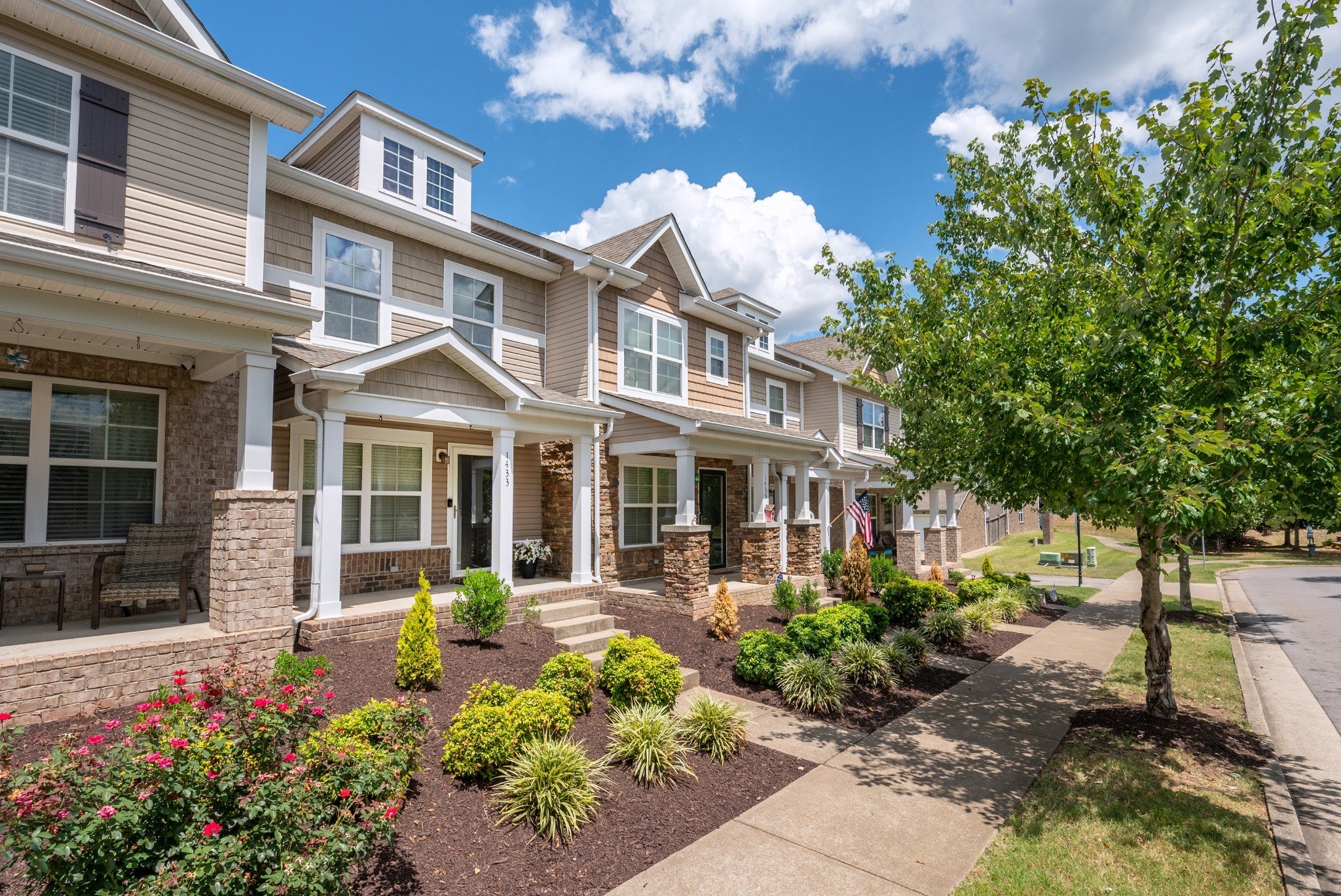 Photo of Listing #2976812