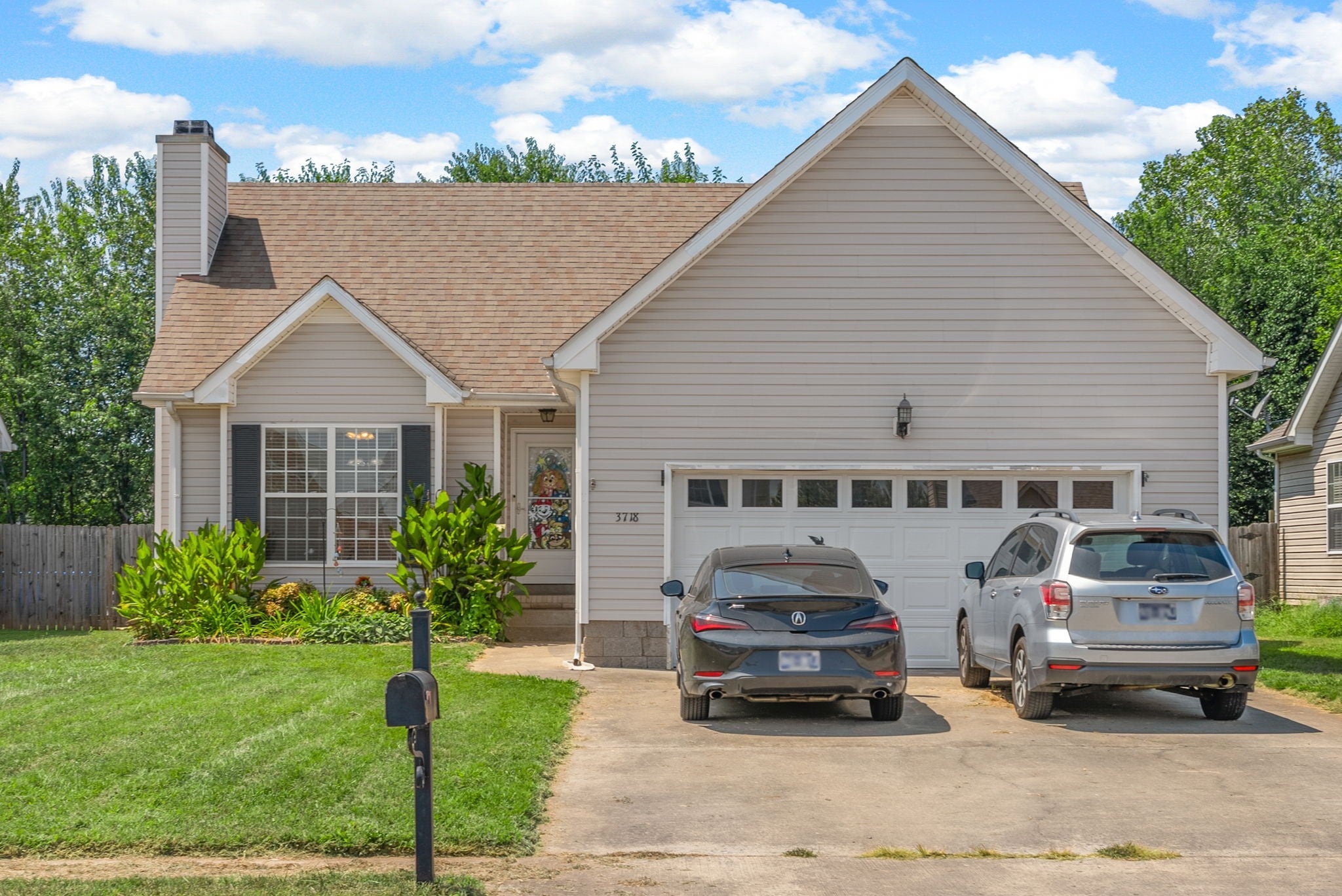 Photo of Listing #2976903
