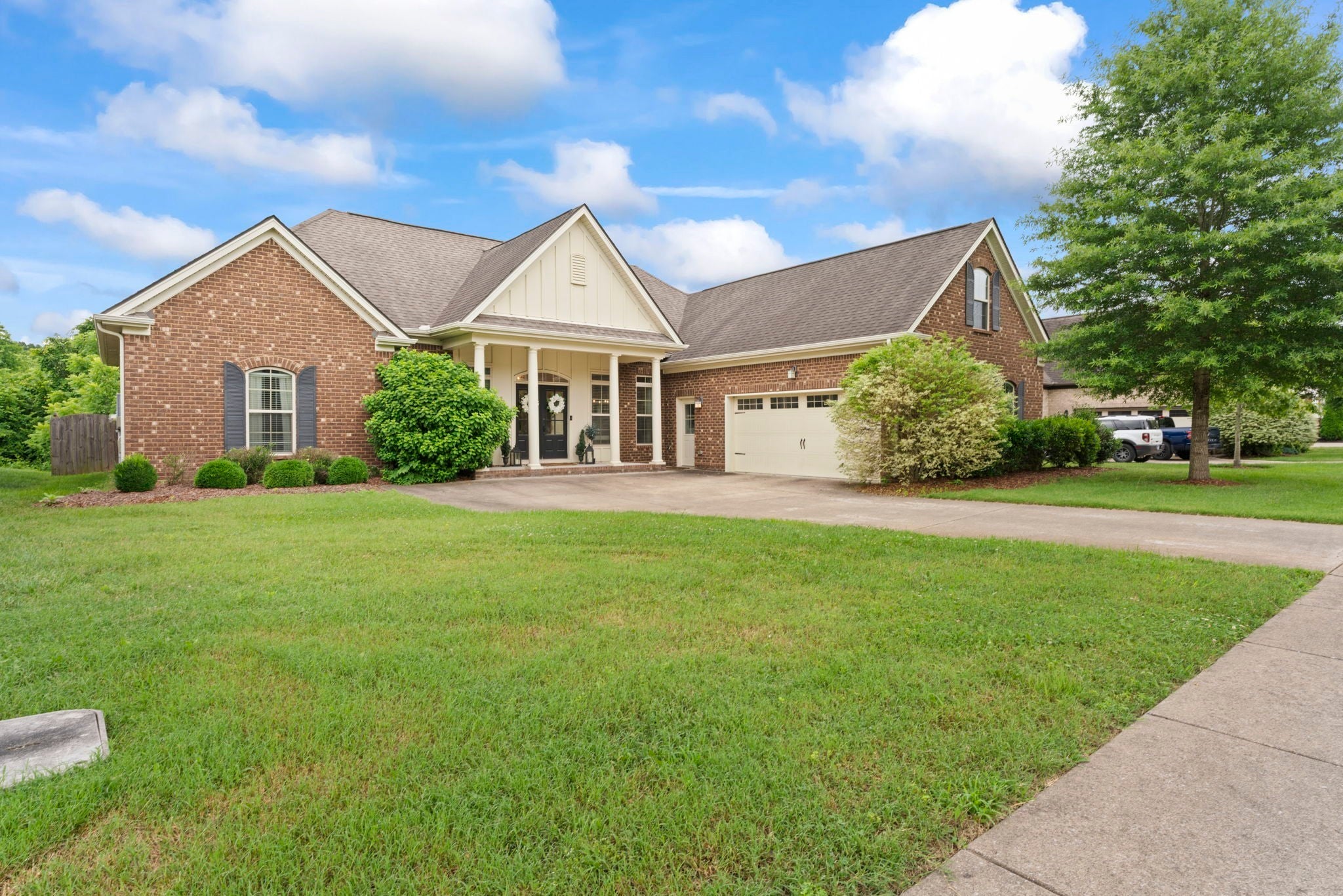 Photo of Listing #2978417