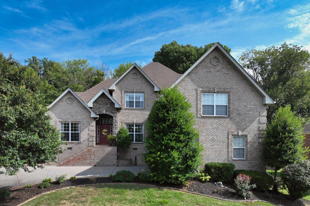 193 Spy Glass Way, Hendersonville