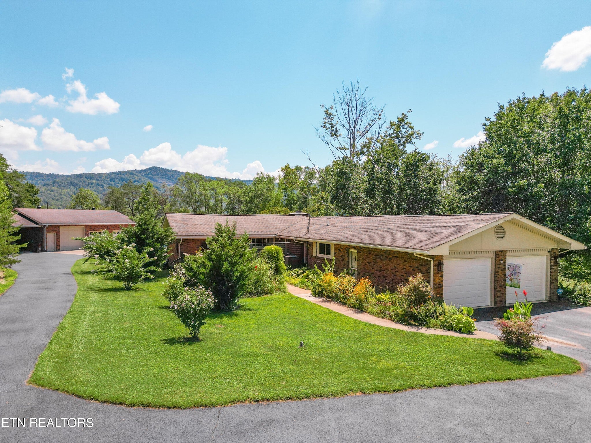 Photo of Listing #2978634