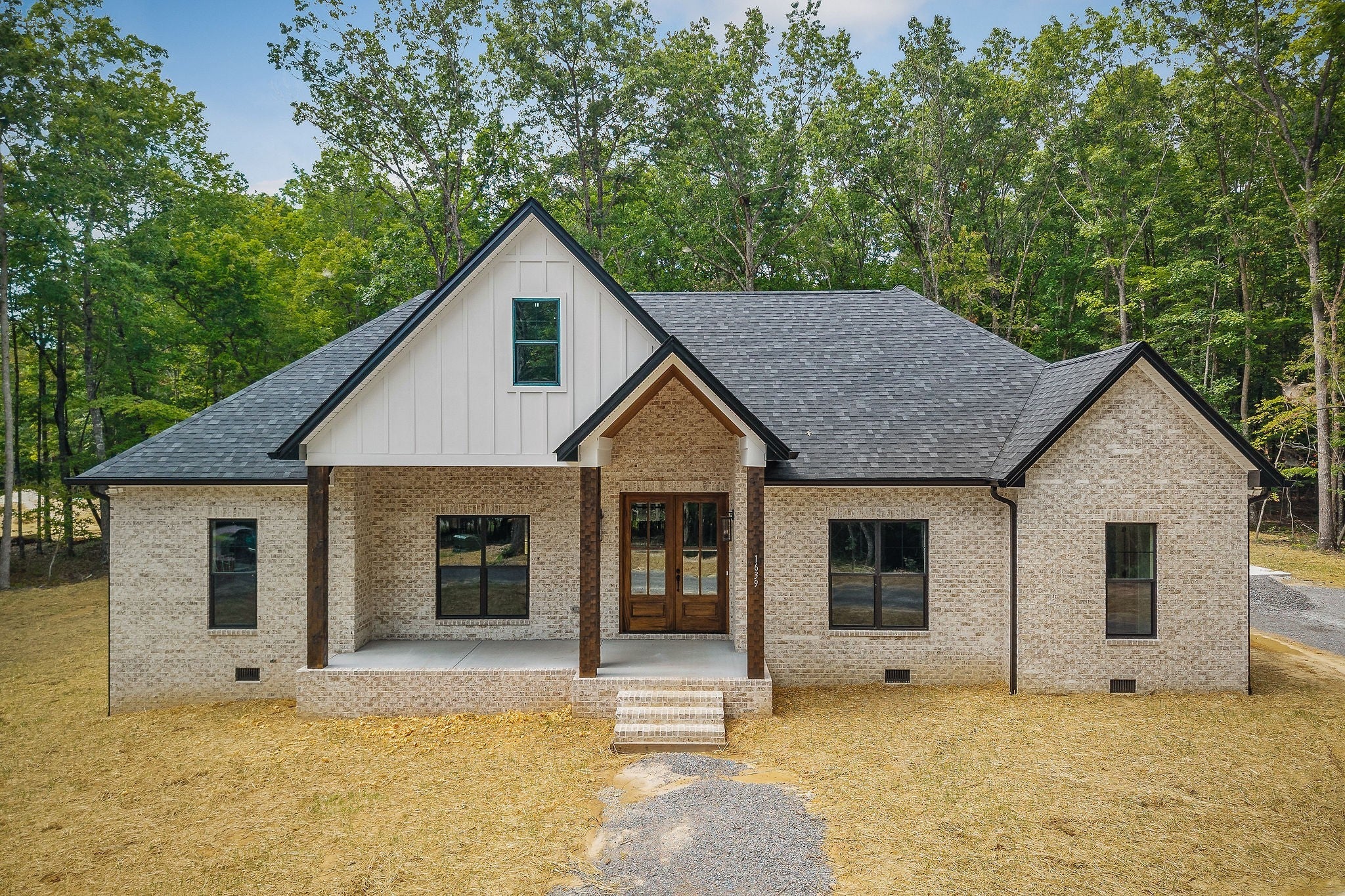 Photo of Listing #2978695