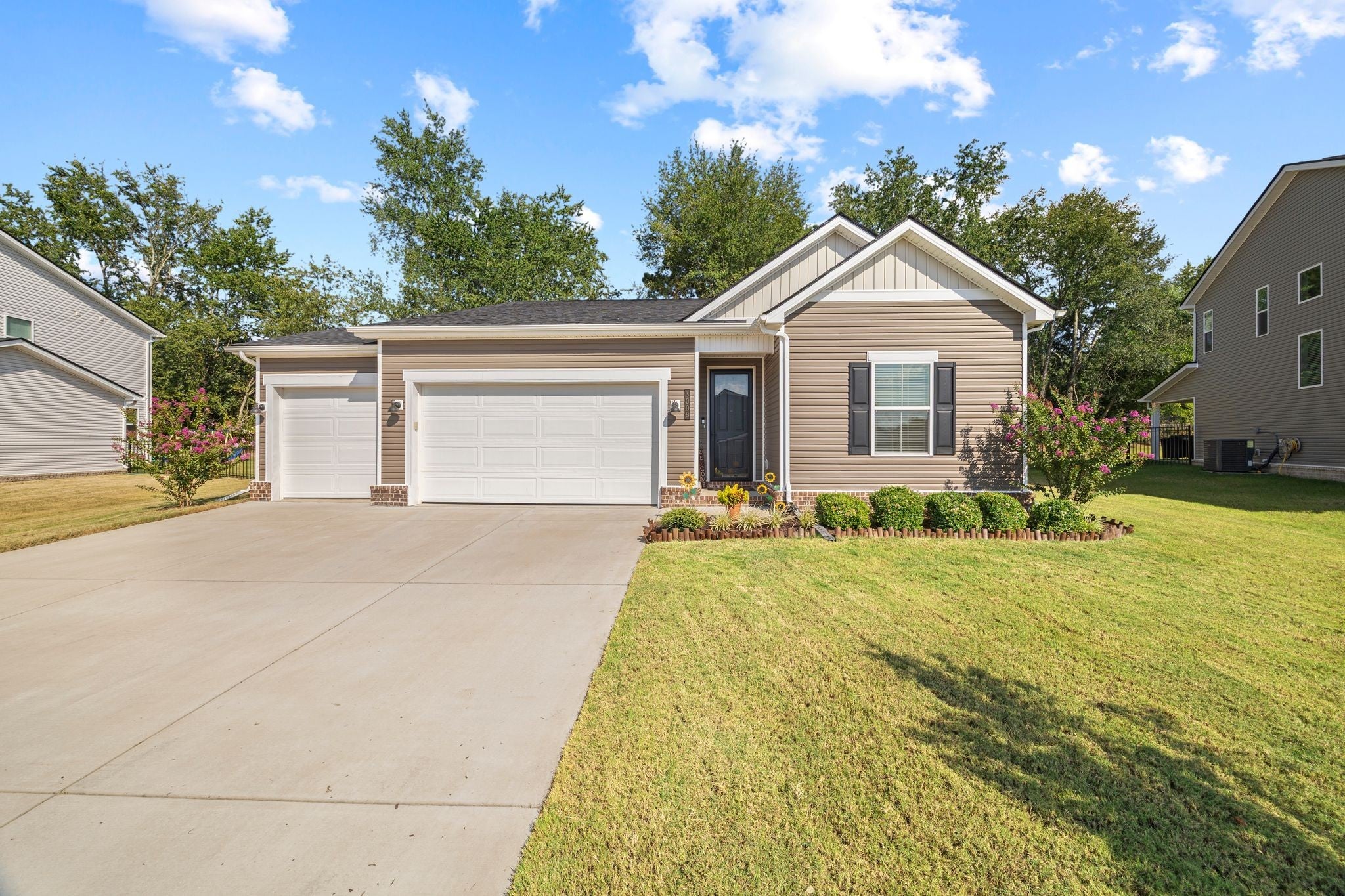 Photo of Listing #2978798