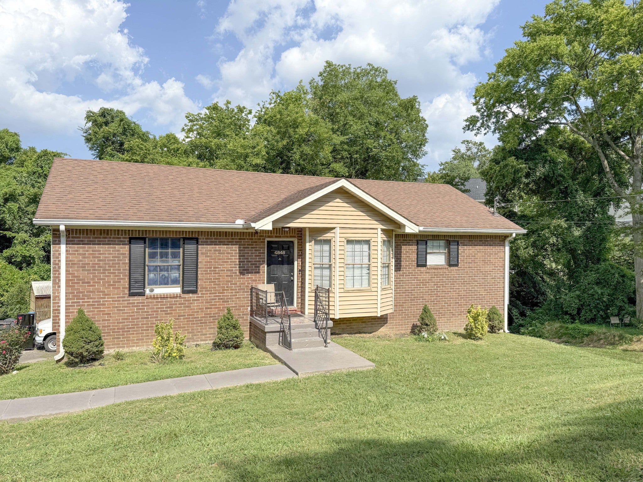 Photo of Listing #2979228