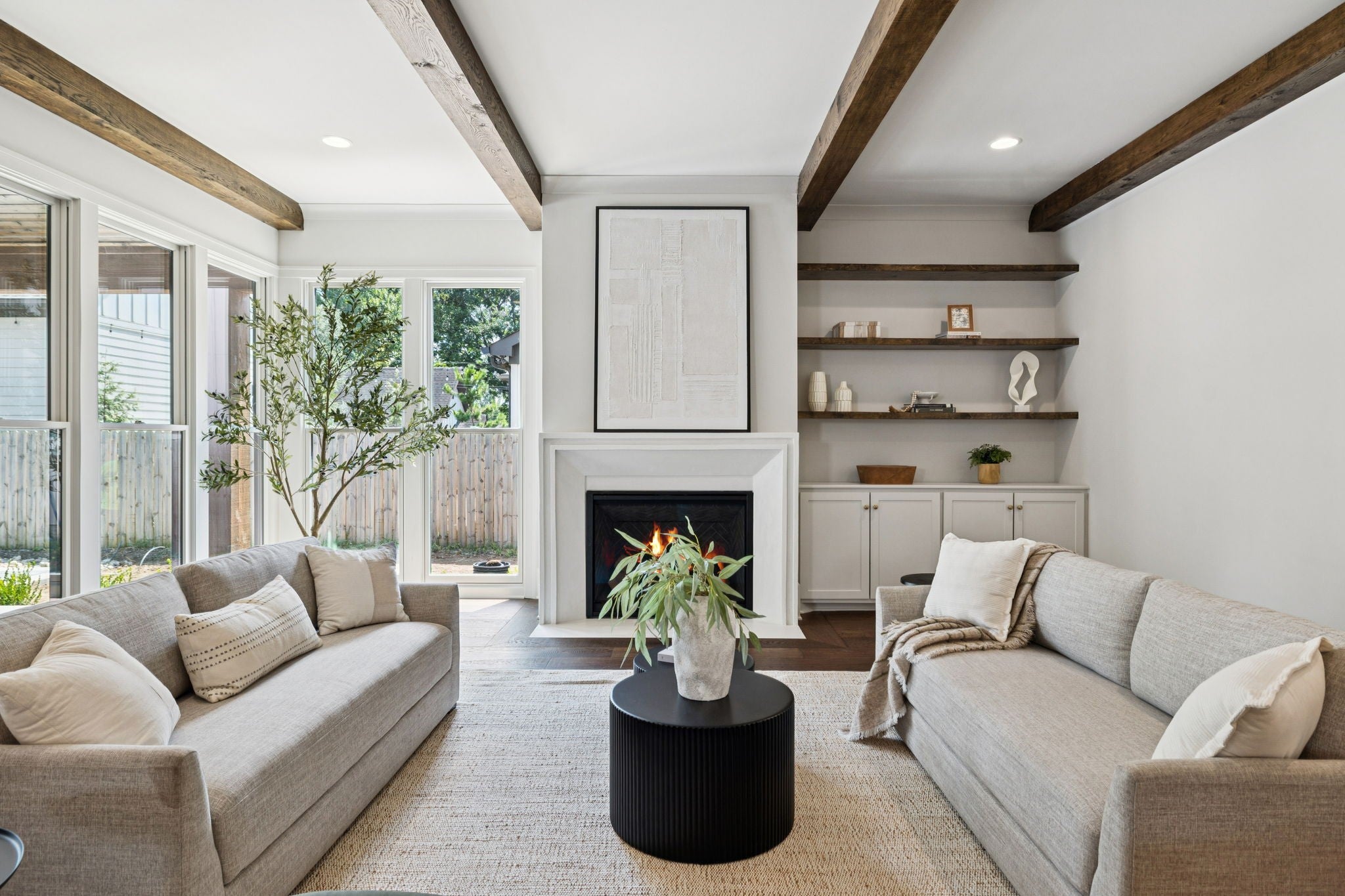 Photo of Listing #2979437