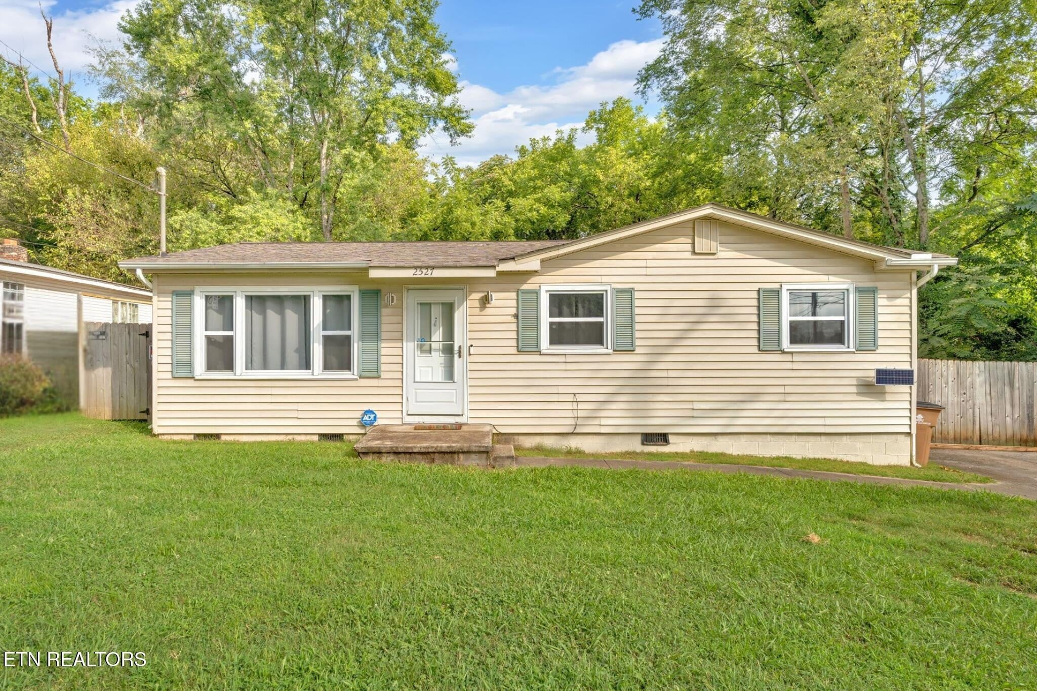 Photo of Listing #2979455