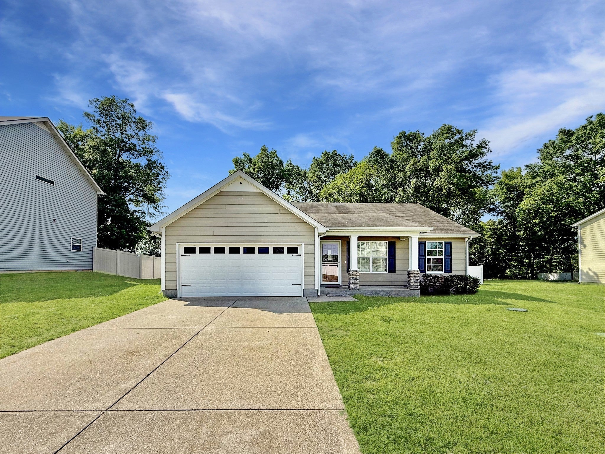 Photo of Listing #2979658