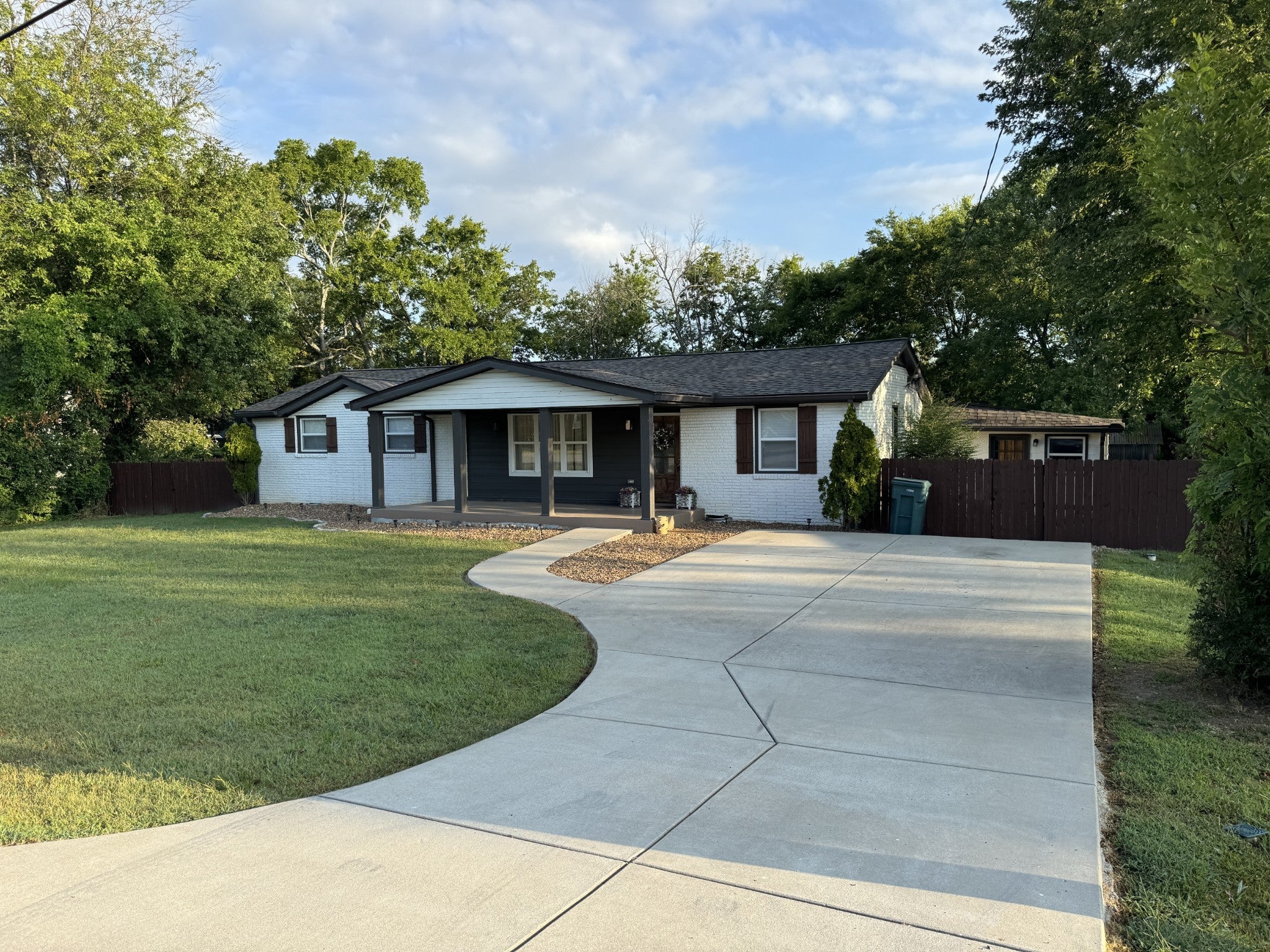 Photo of Listing #2979760