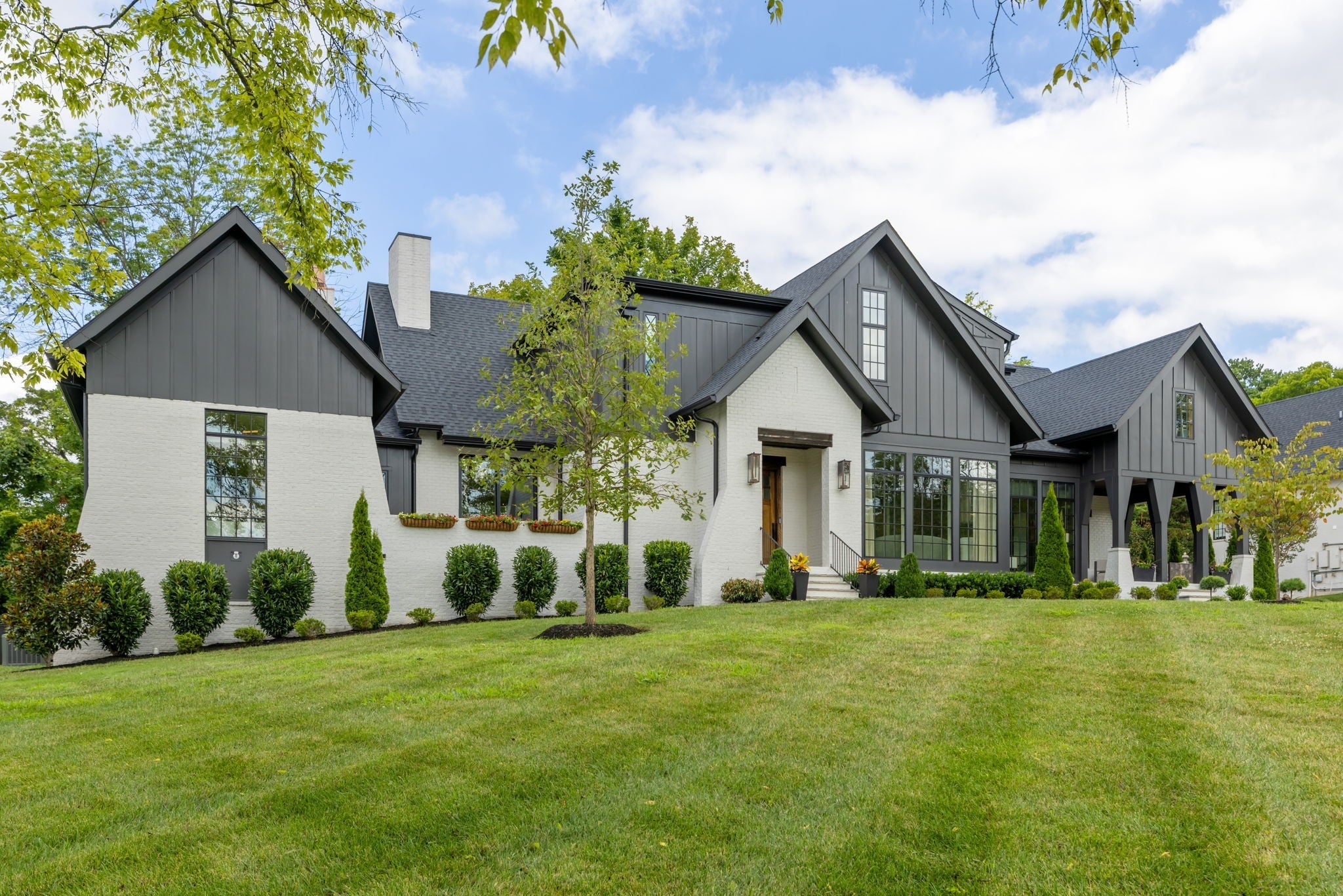 Photo of Listing #2979876