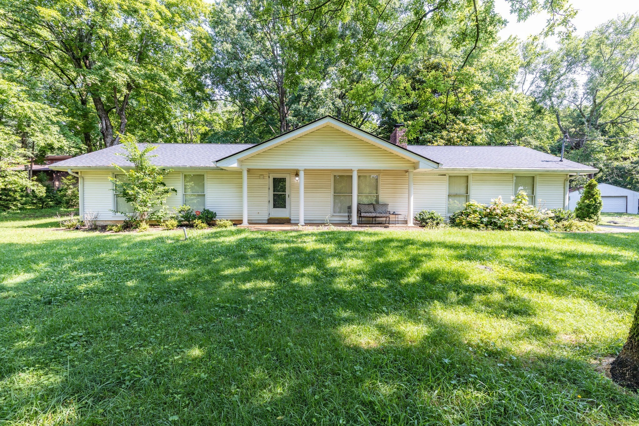 Photo of Listing #2979896