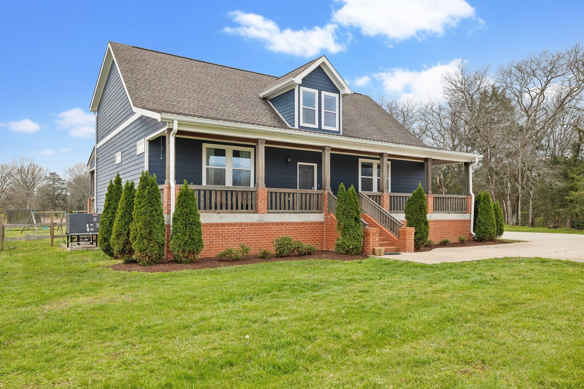 Photo of Listing #2979976