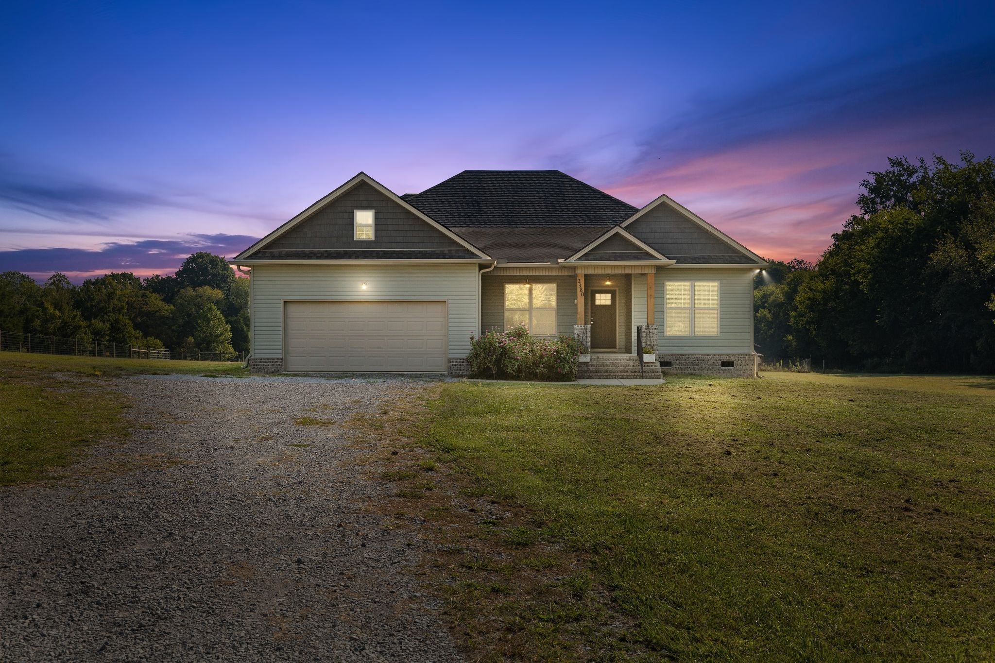 Photo of Listing #2980398