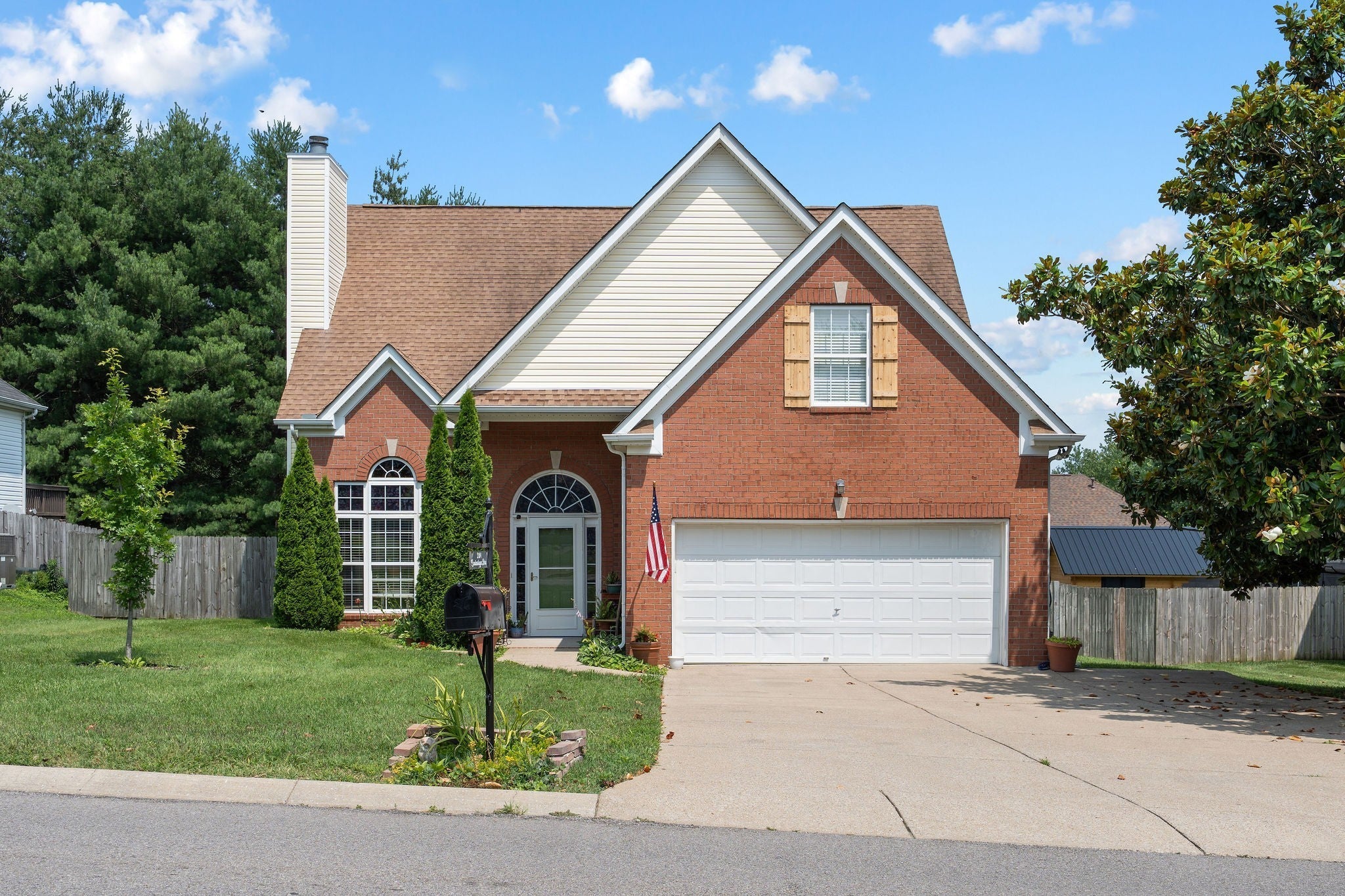 Photo of Listing #2980467