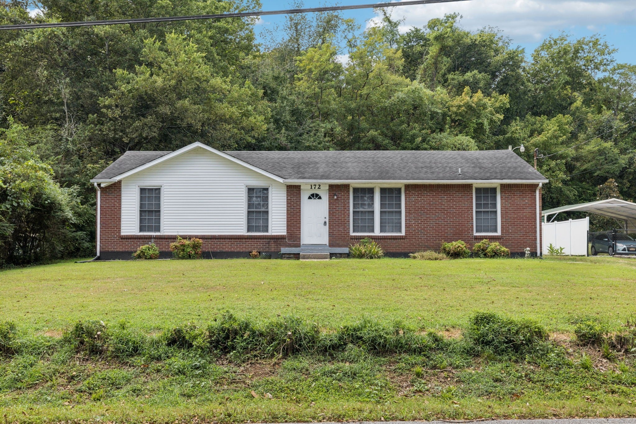 Photo of Listing #2980496