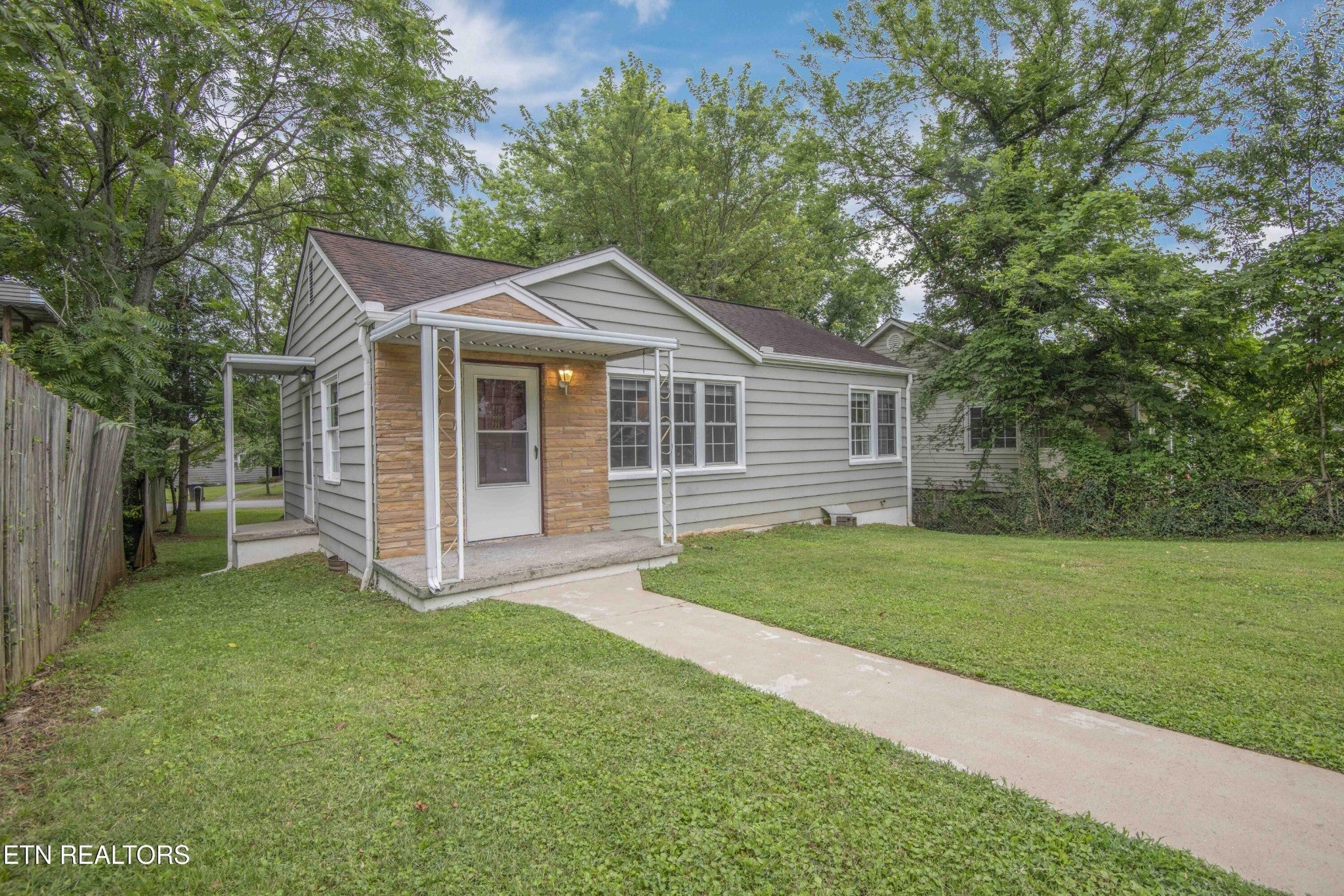Photo of Listing #2980498