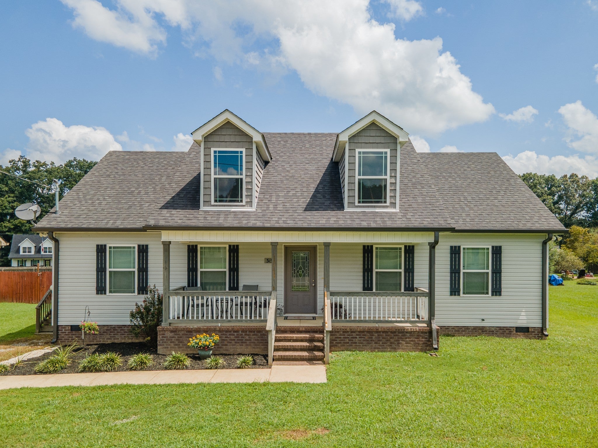 Photo of Listing #2980499