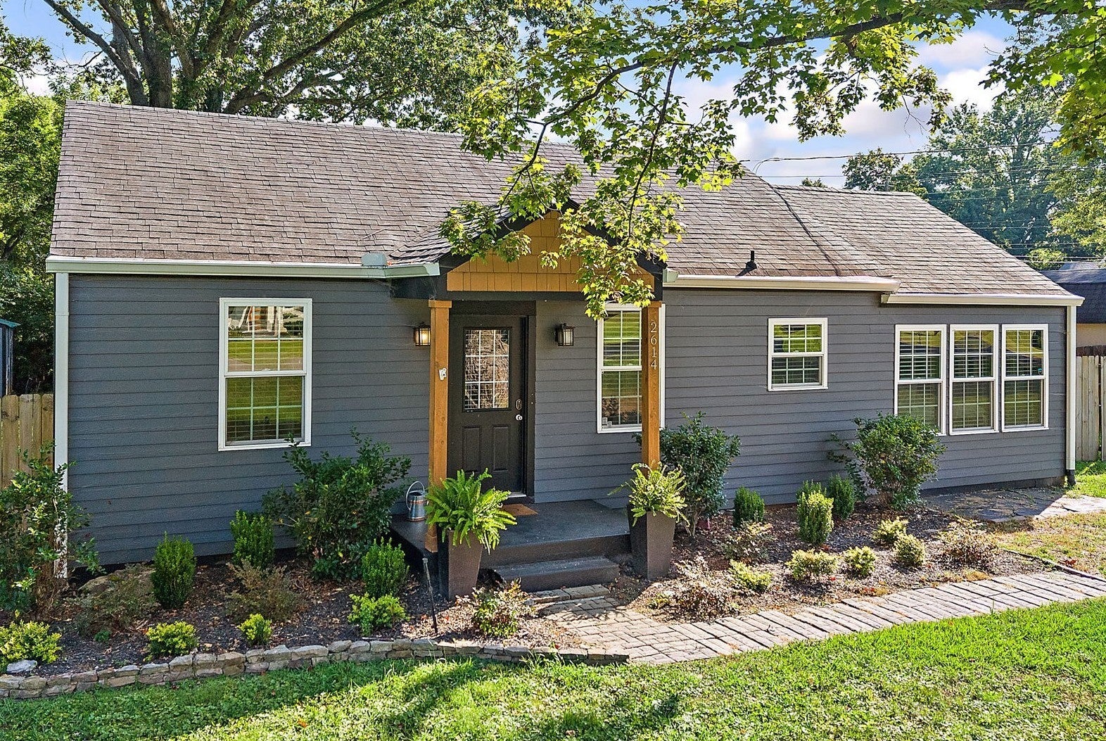 Photo of Listing #2980632