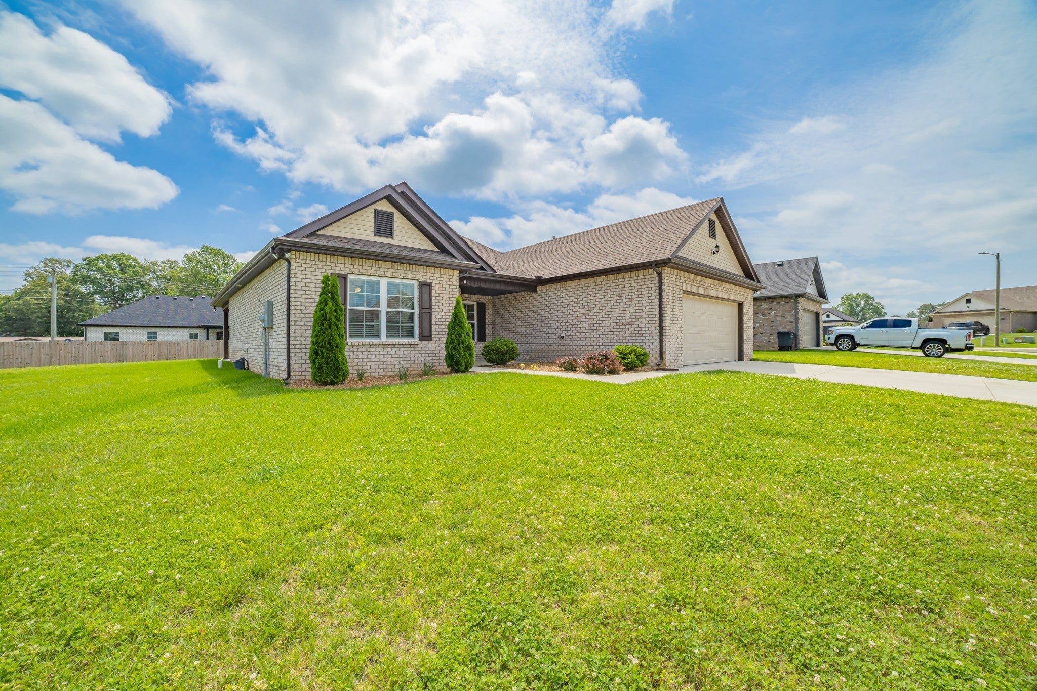 Photo of Listing #2980633