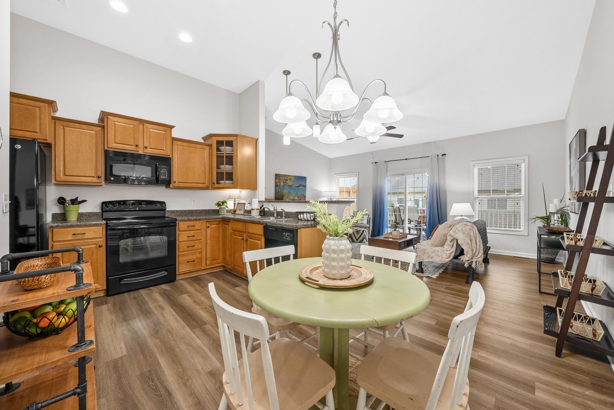 Photo of Listing #2980704