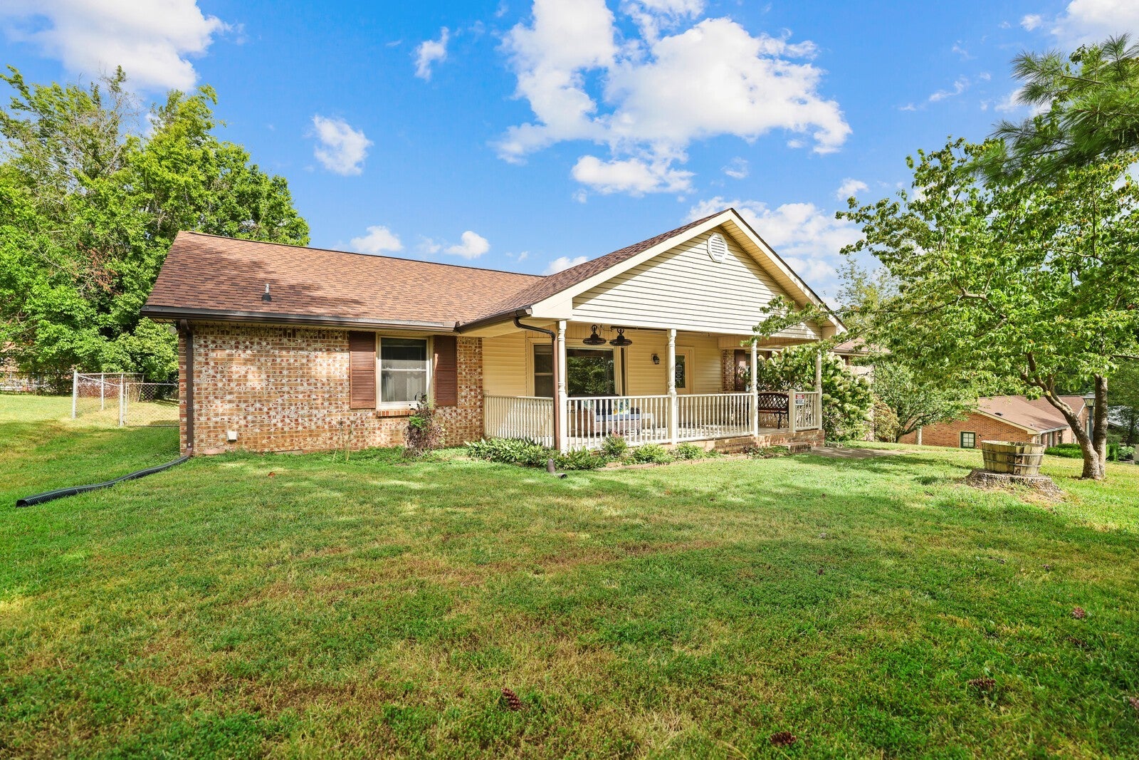 Photo of Listing #2980833
