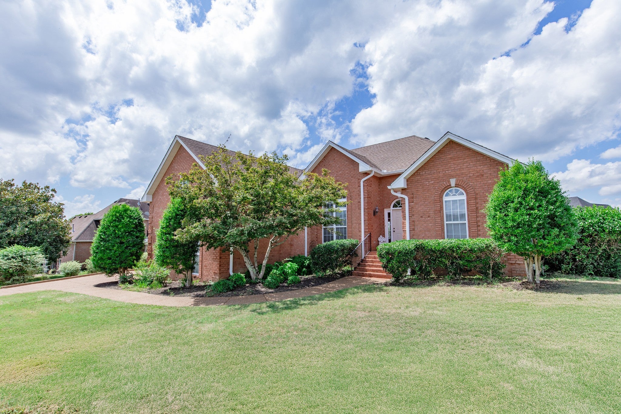 Home for sale in 1058 Willow Park Cir Hendersonville, TN