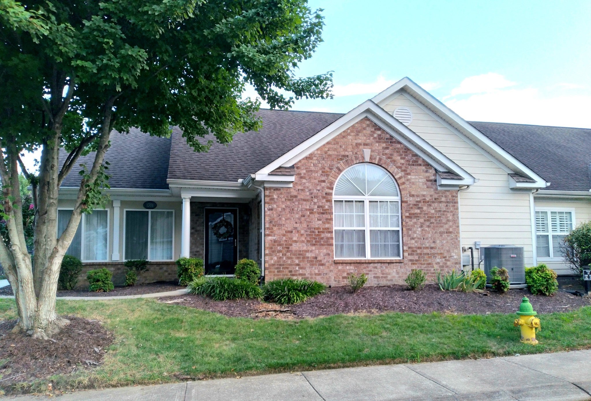 Photo of Listing #2980974