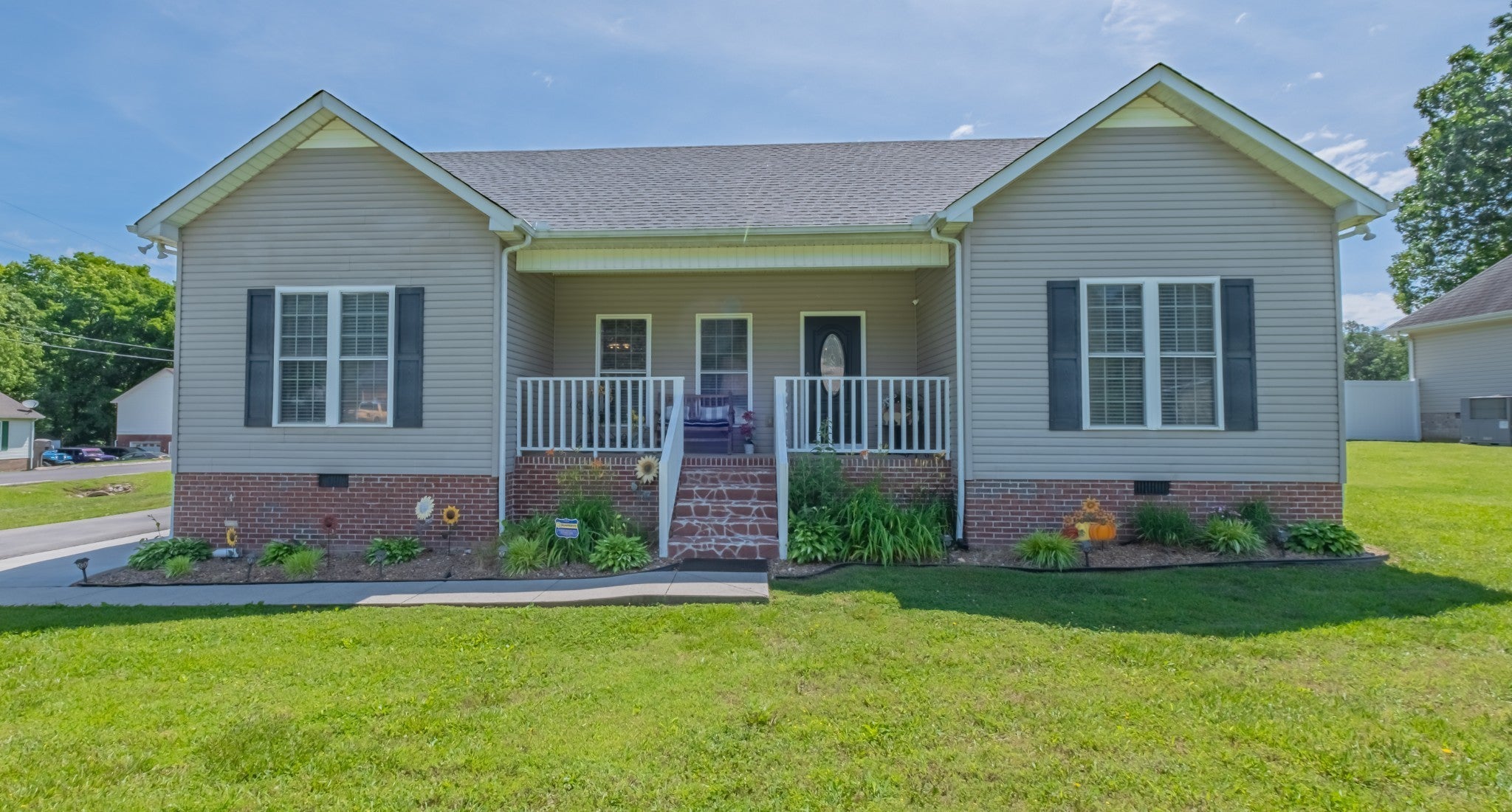 Photo of Listing #2981023