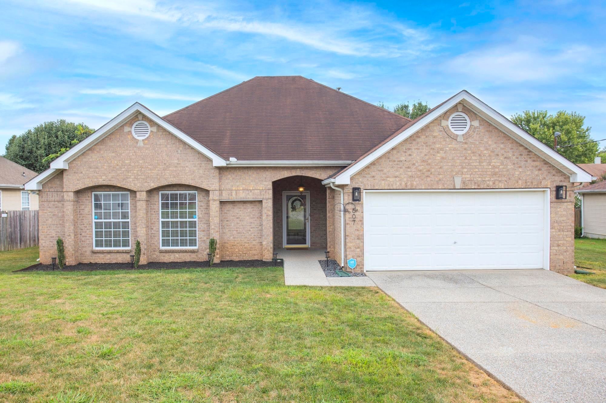 Photo of Listing #2981095