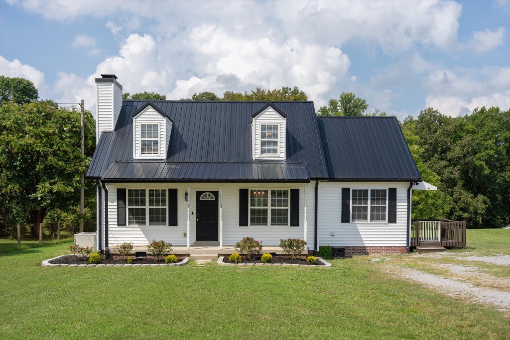 3014 Meadow Ct, Springfield