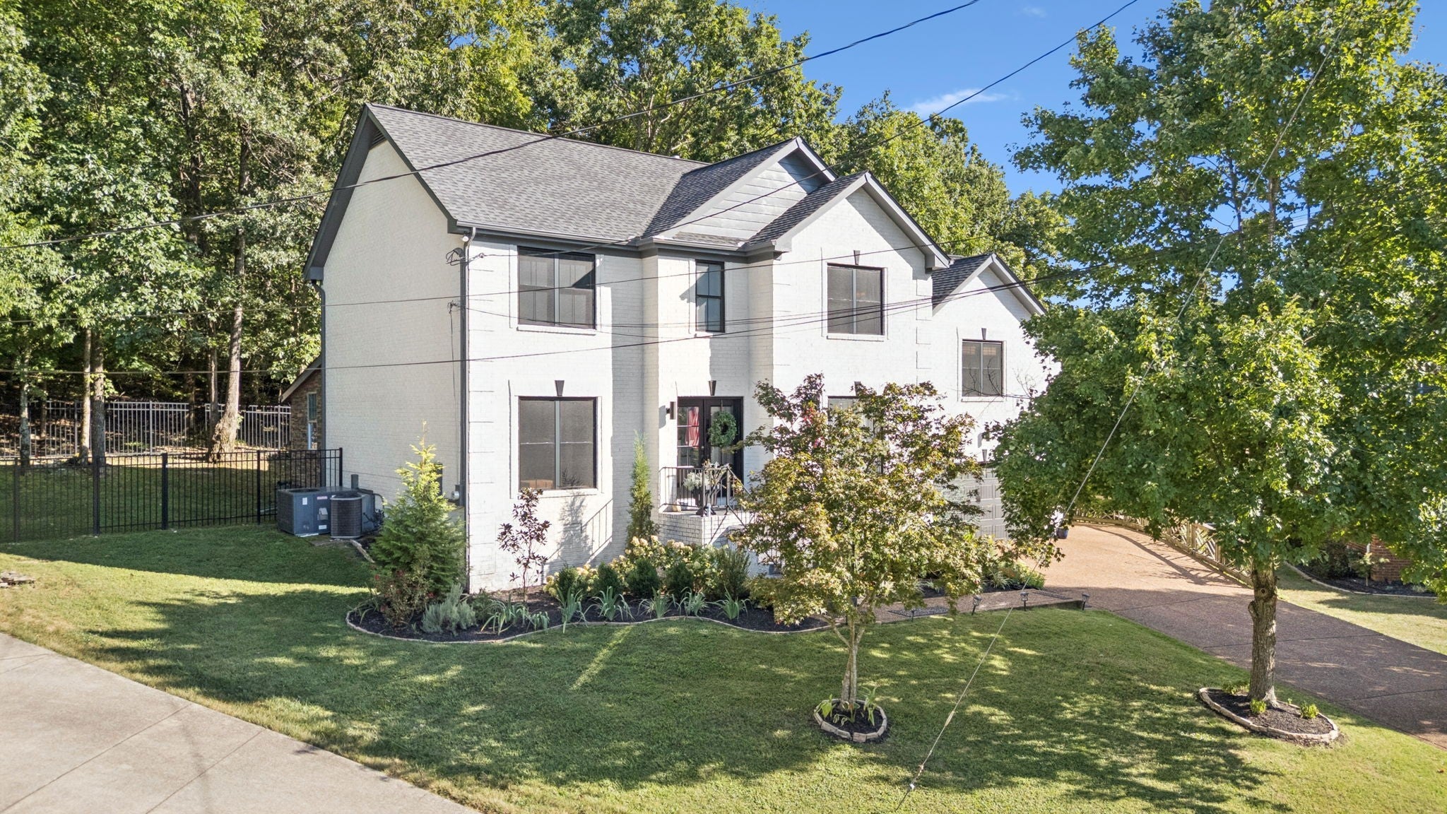 Photo of Listing #2981581