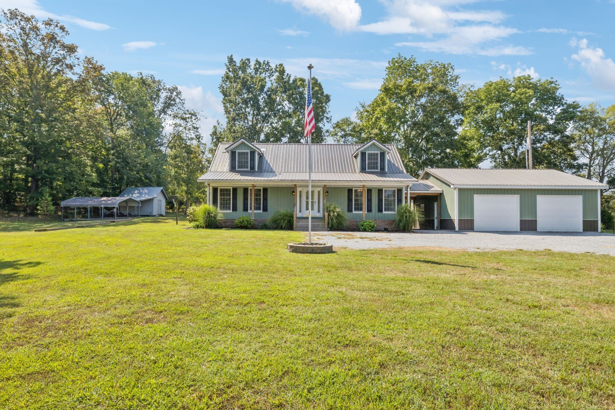 Photo of Listing #2981741
