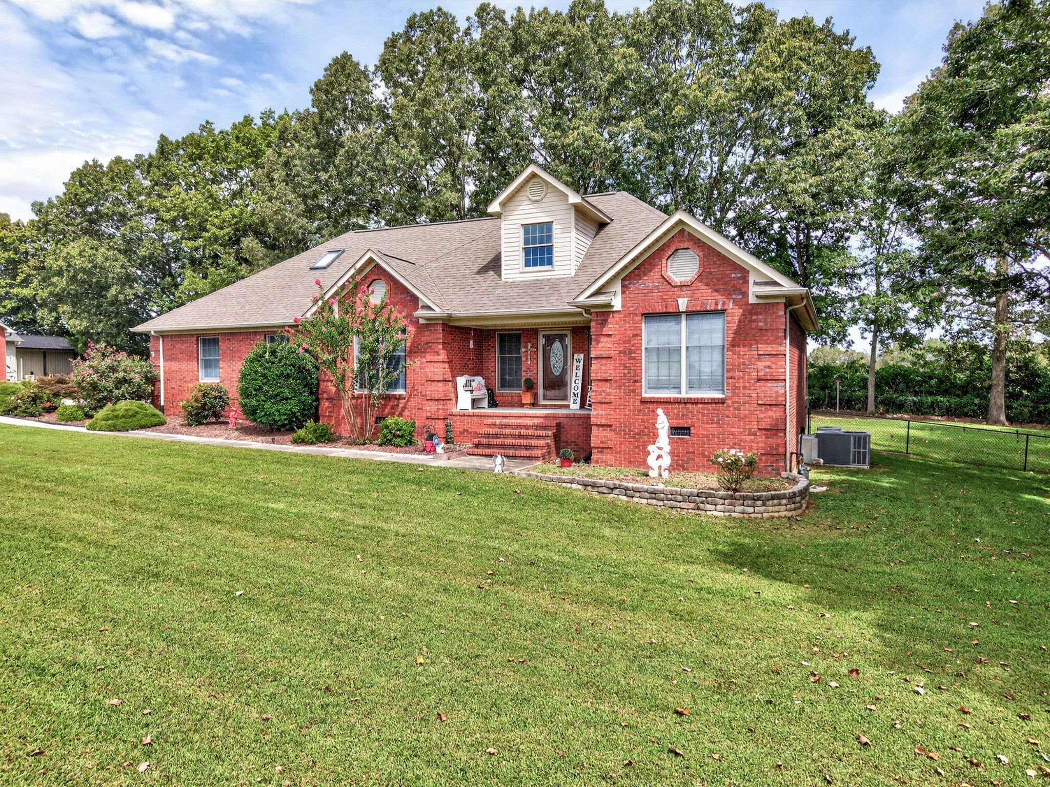 Photo of Listing #2981774