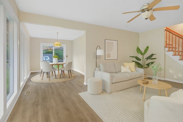 524 Indian Lake Rd, Hendersonville