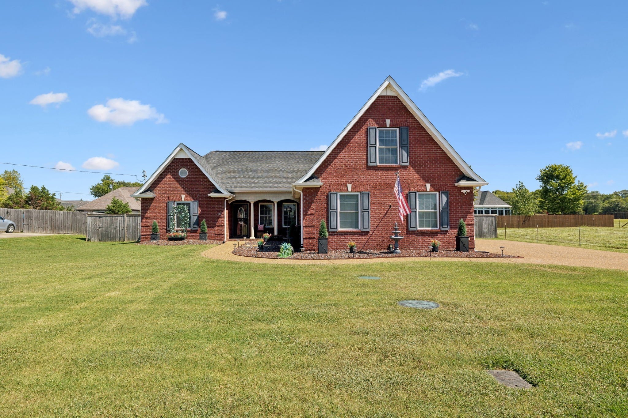 Photo of Listing #2981977