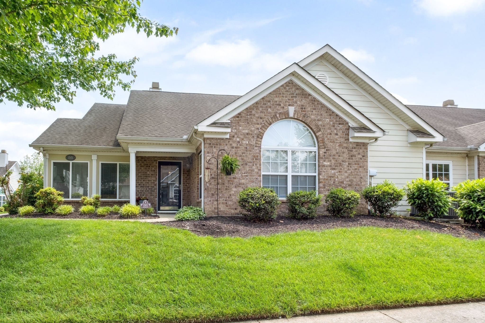 Photo of Listing #2982179