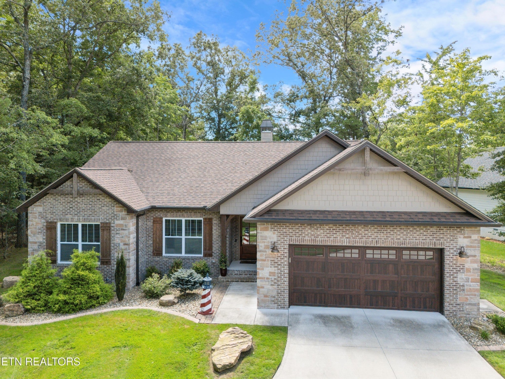 Photo of Listing #2982263