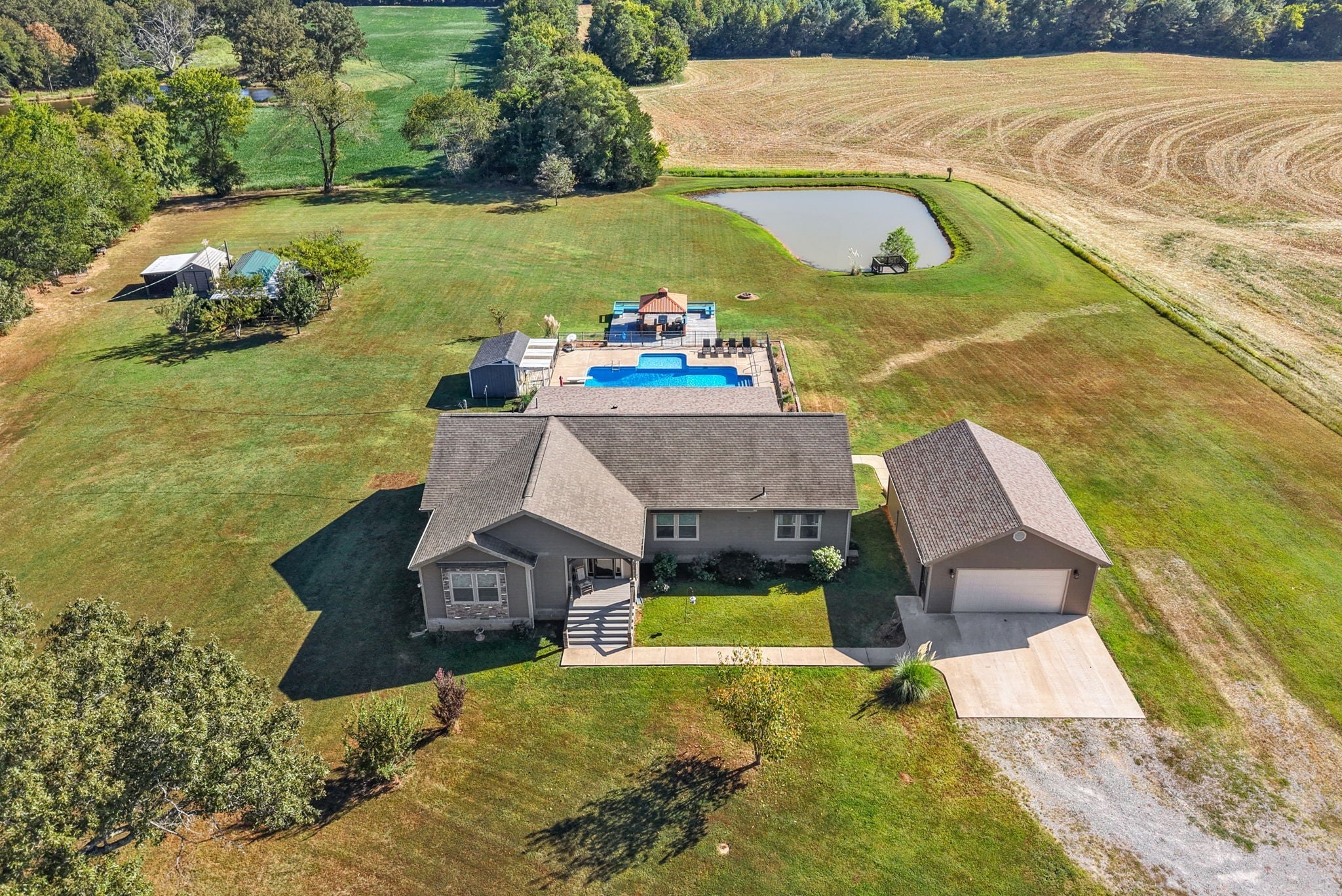 Photo of Listing #2985311