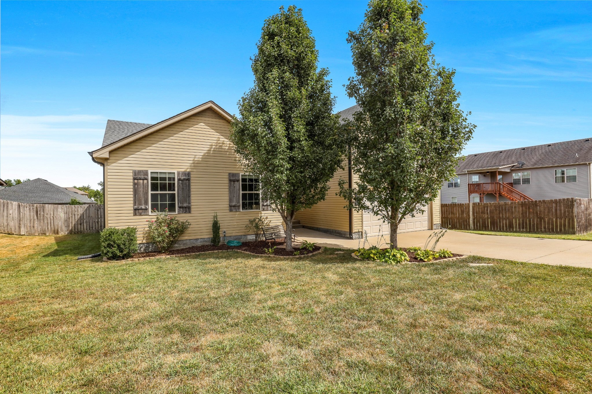Photo of Listing #2985408