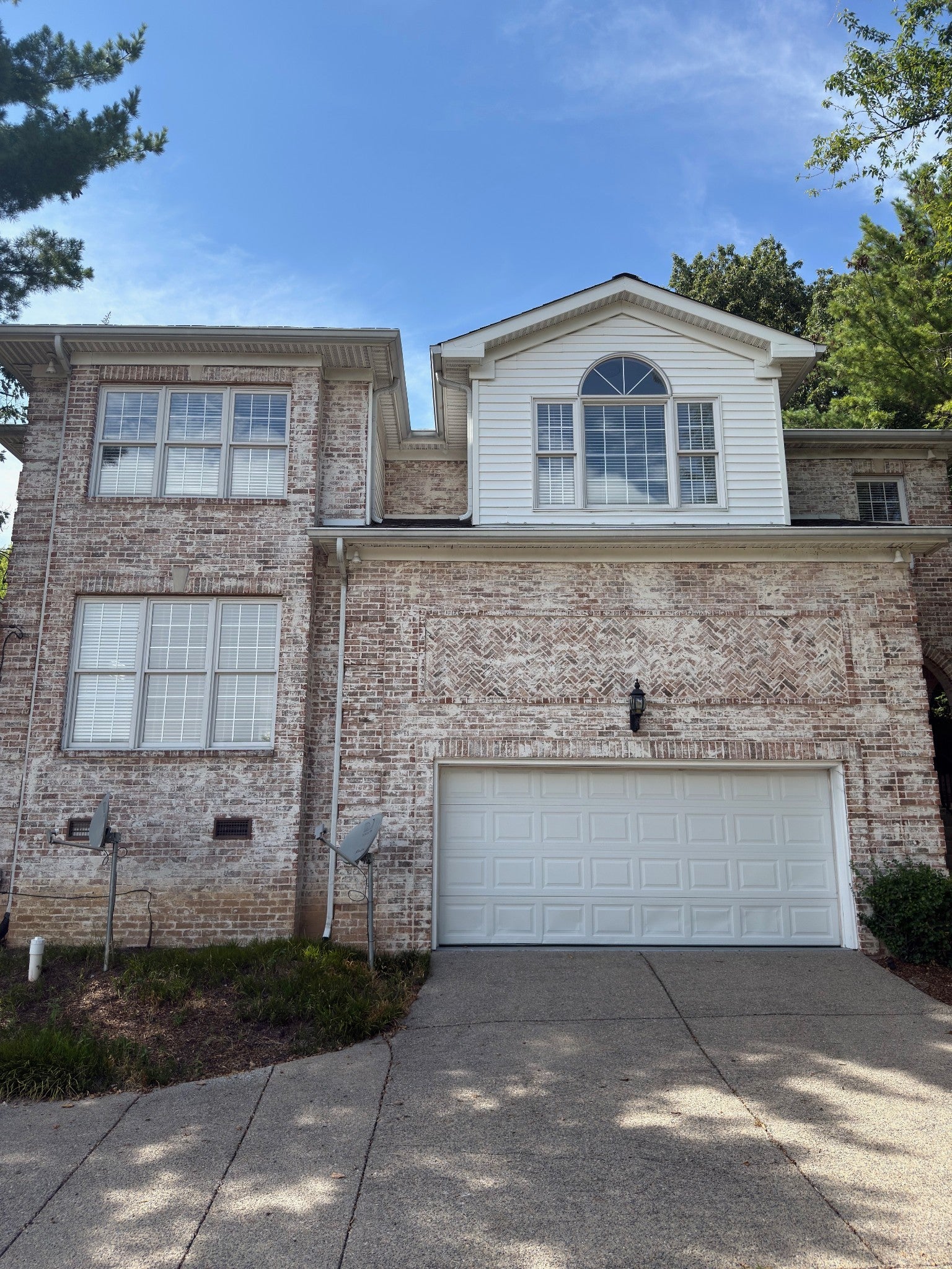 Photo of Listing #2985475