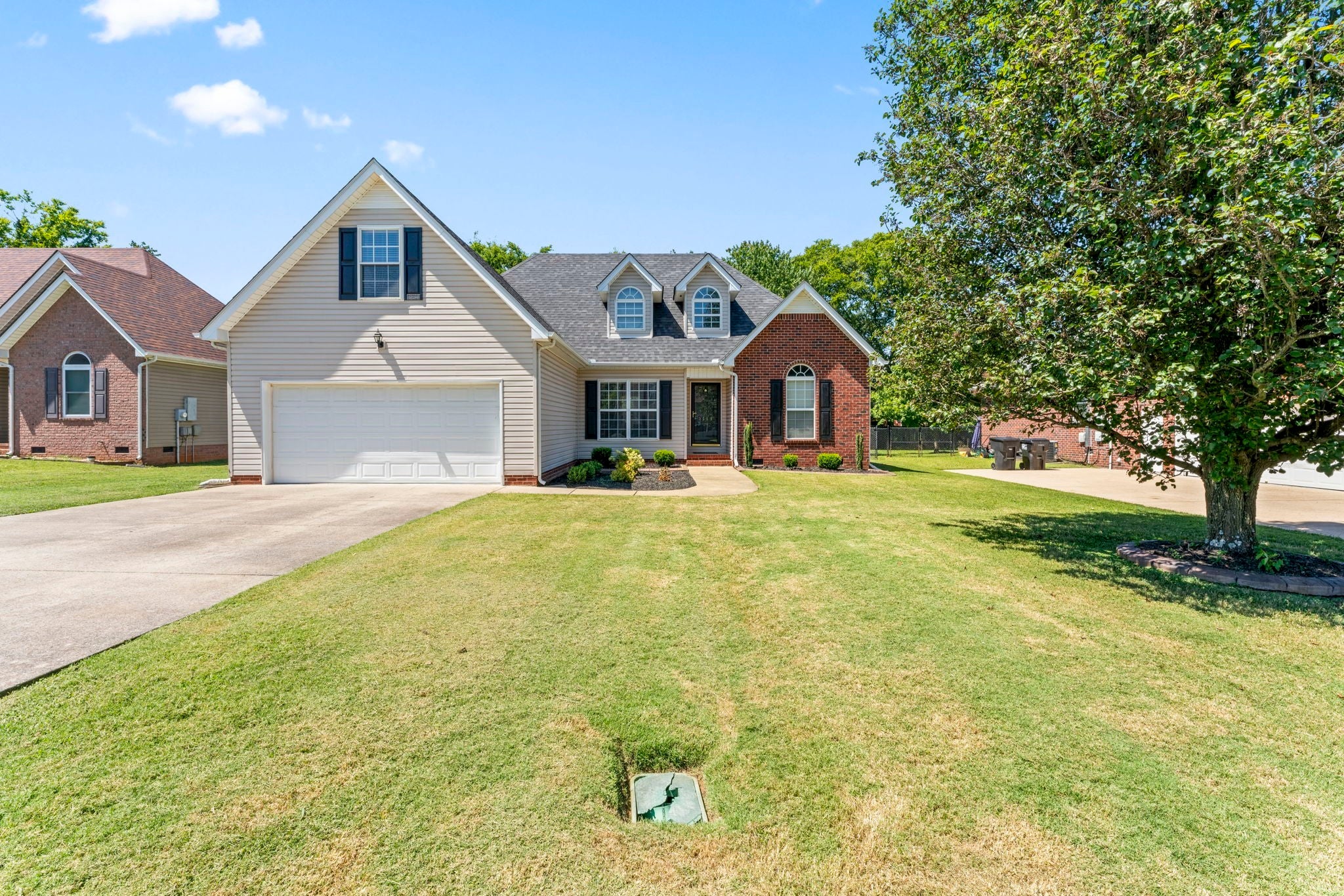Photo of Listing #2985508