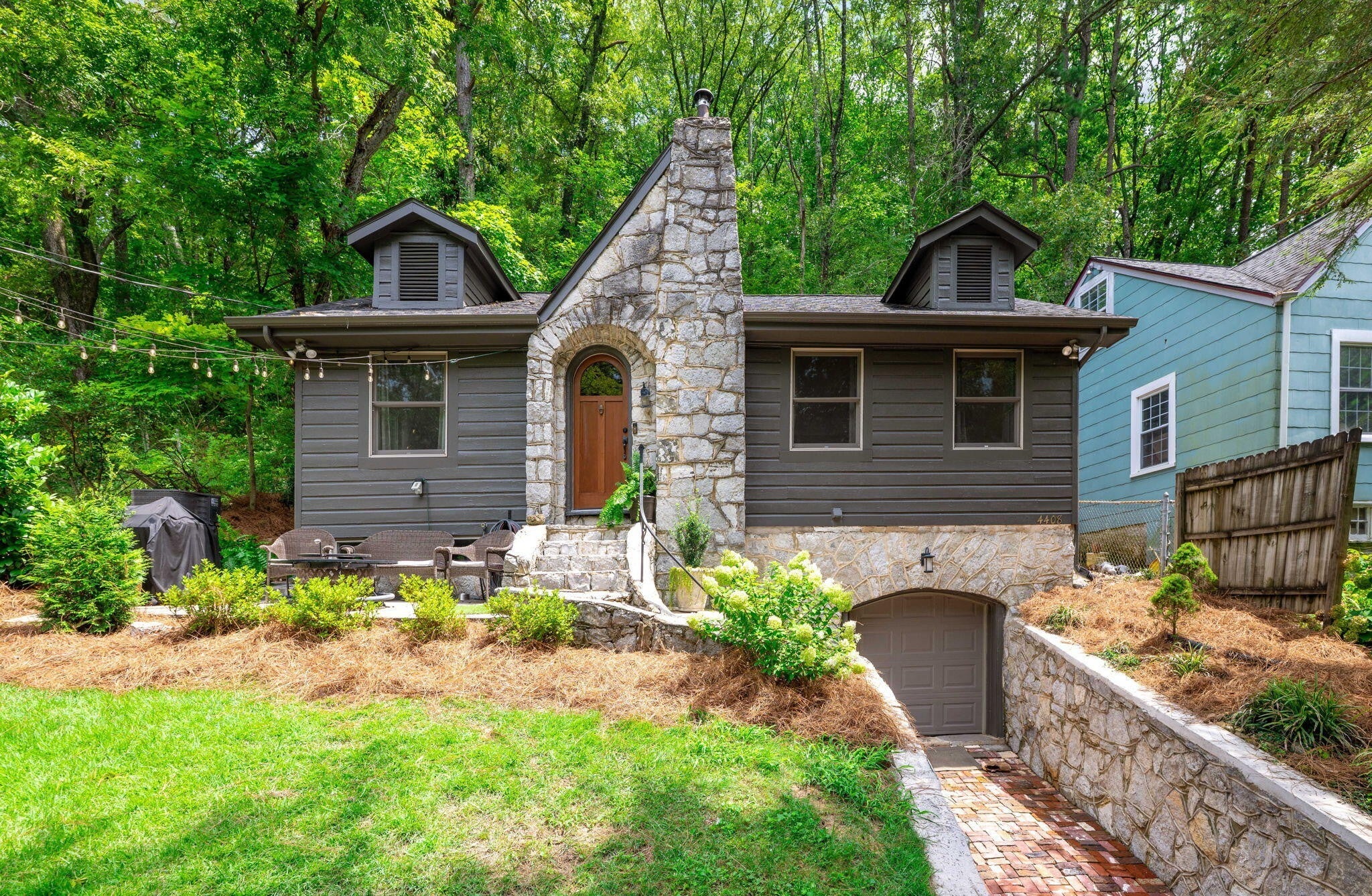 Photo of Listing #2985564
