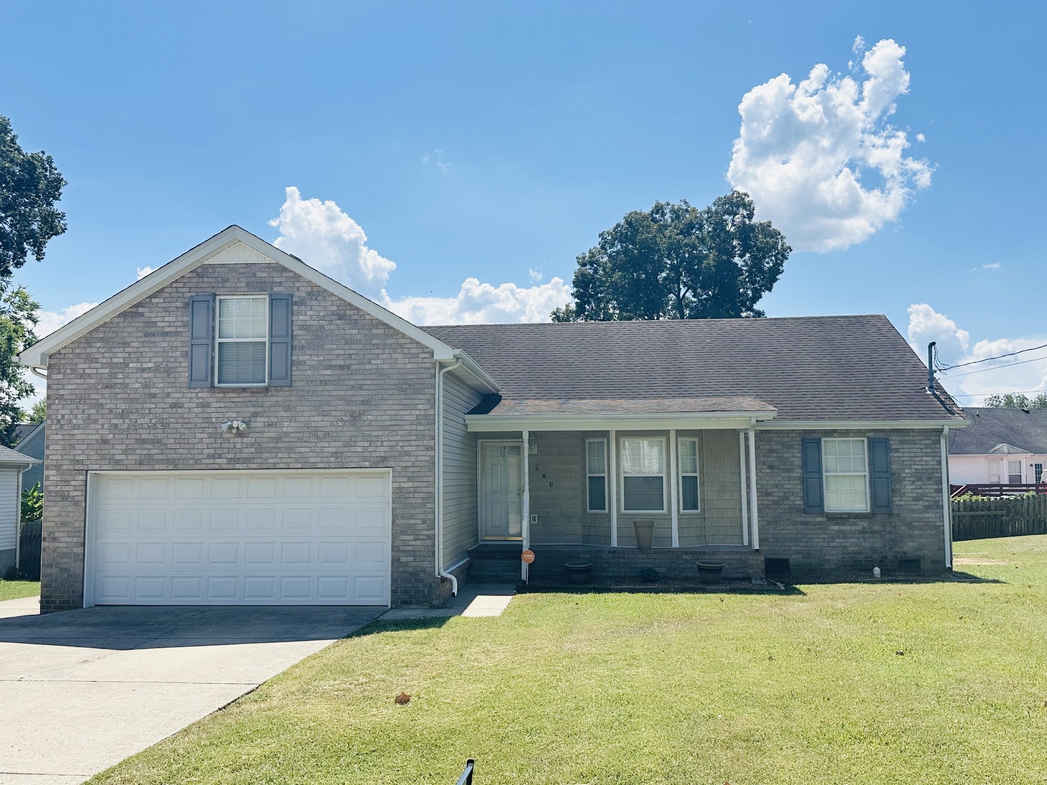 Photo of Listing #2985619