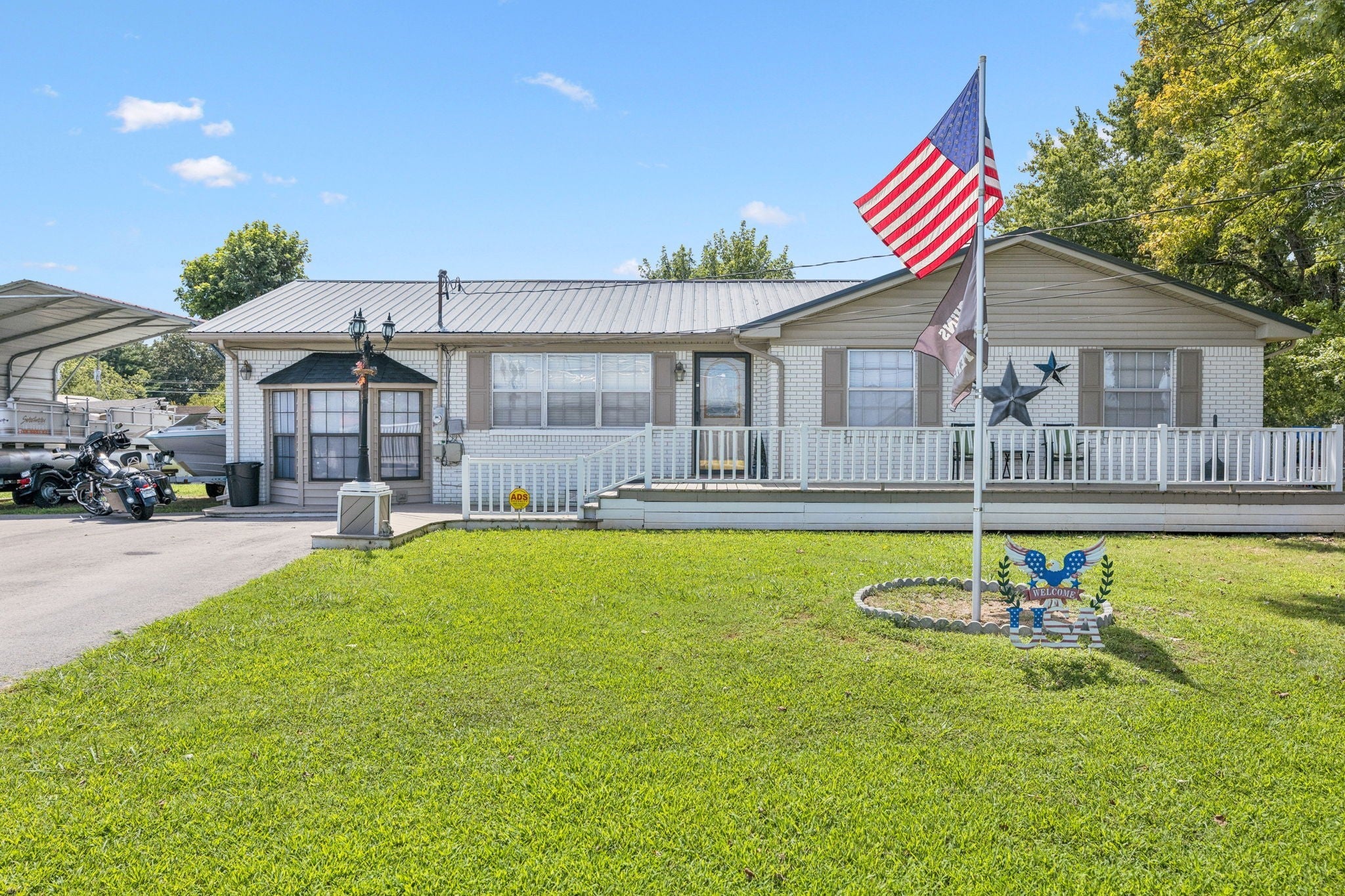 Photo of Listing #2986000