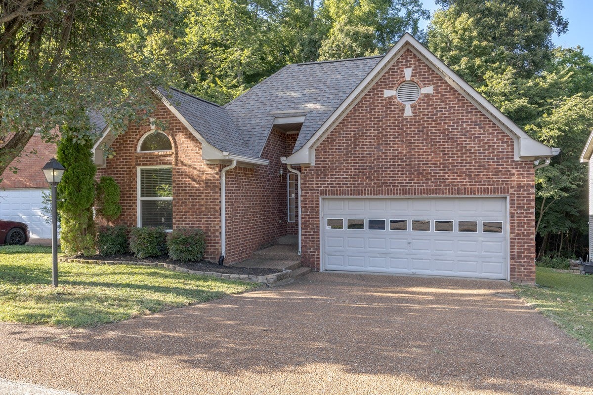 Photo of Listing #2986045