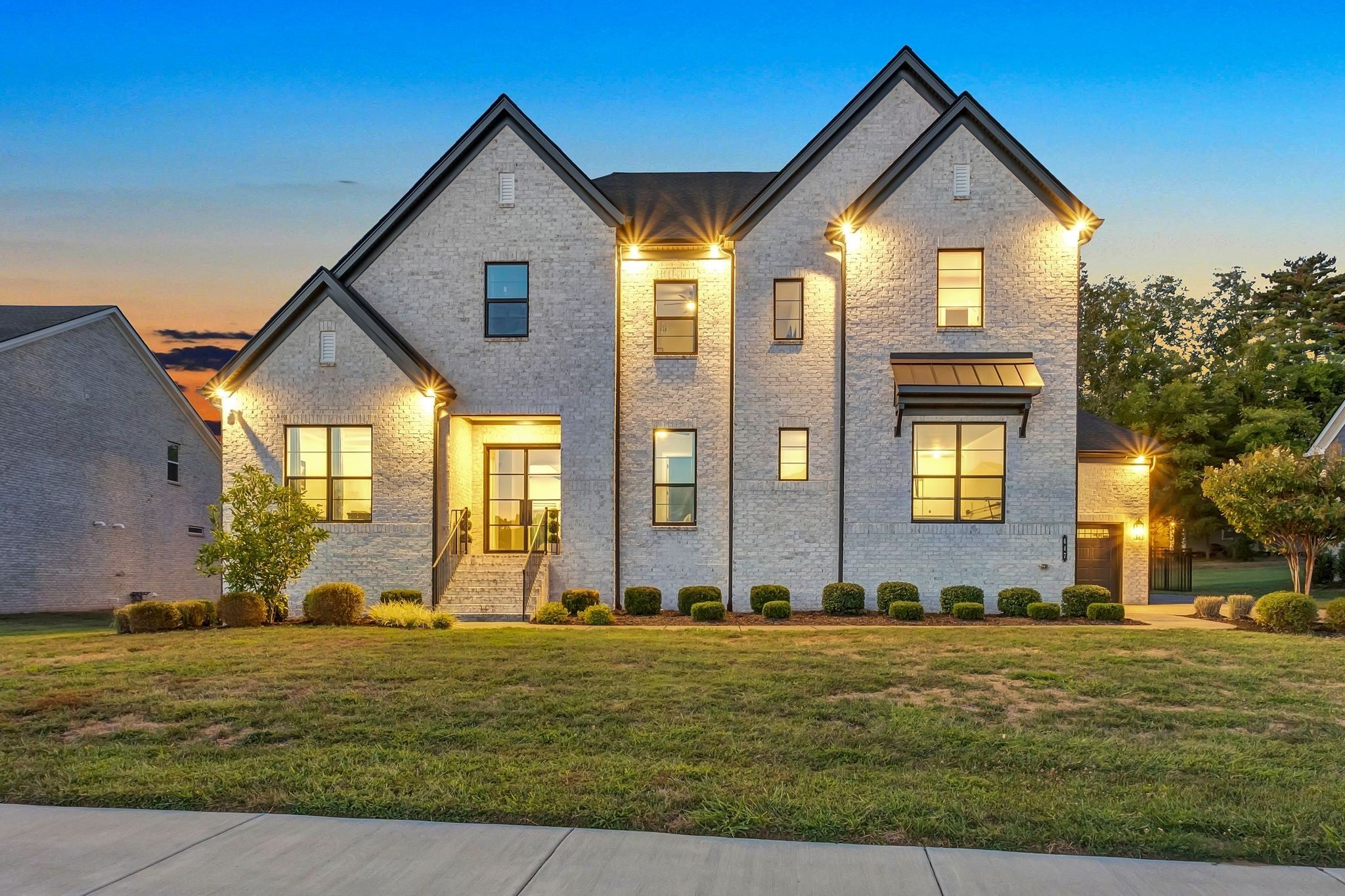 Photo of Listing #2986098