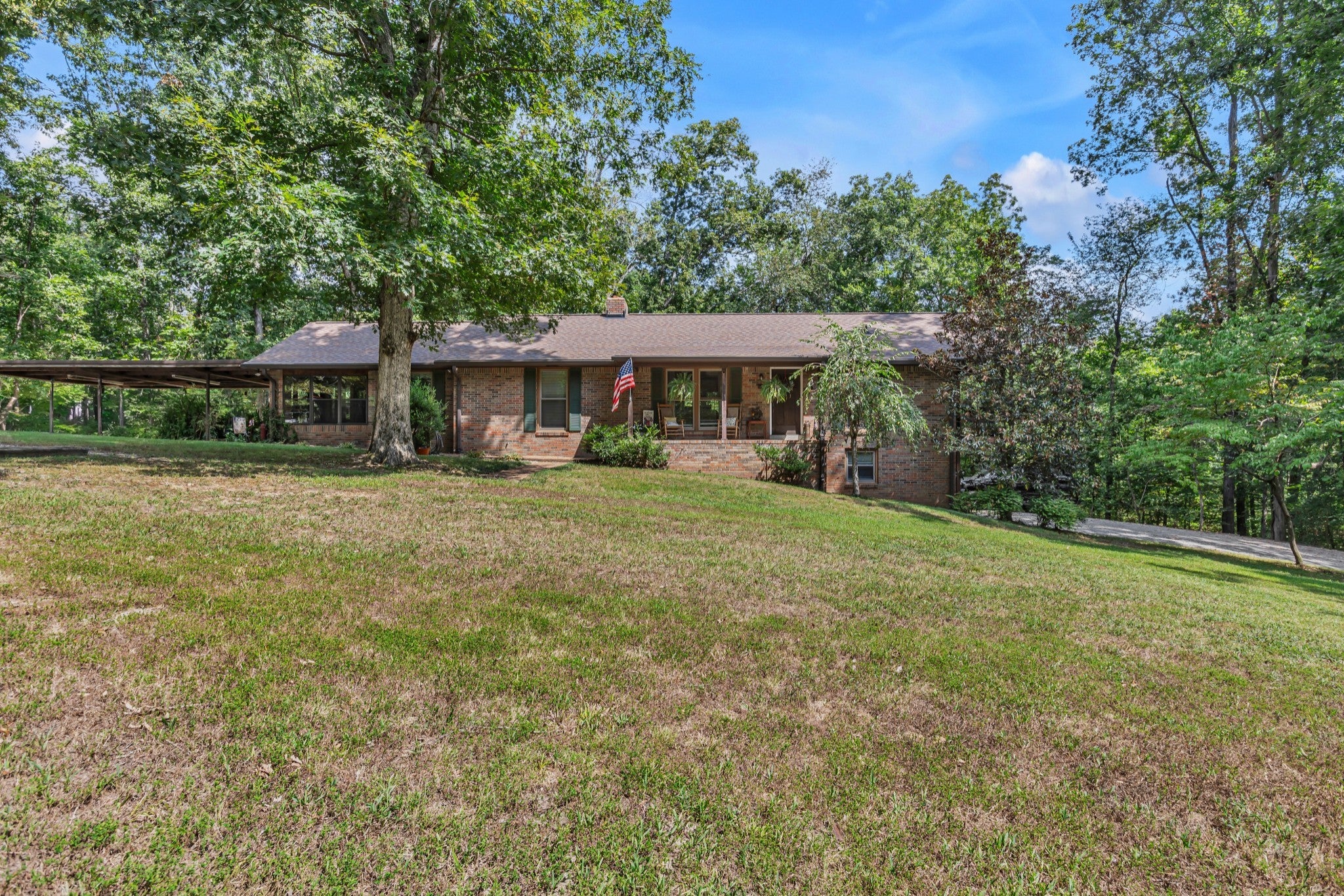 Photo of Listing #2986145