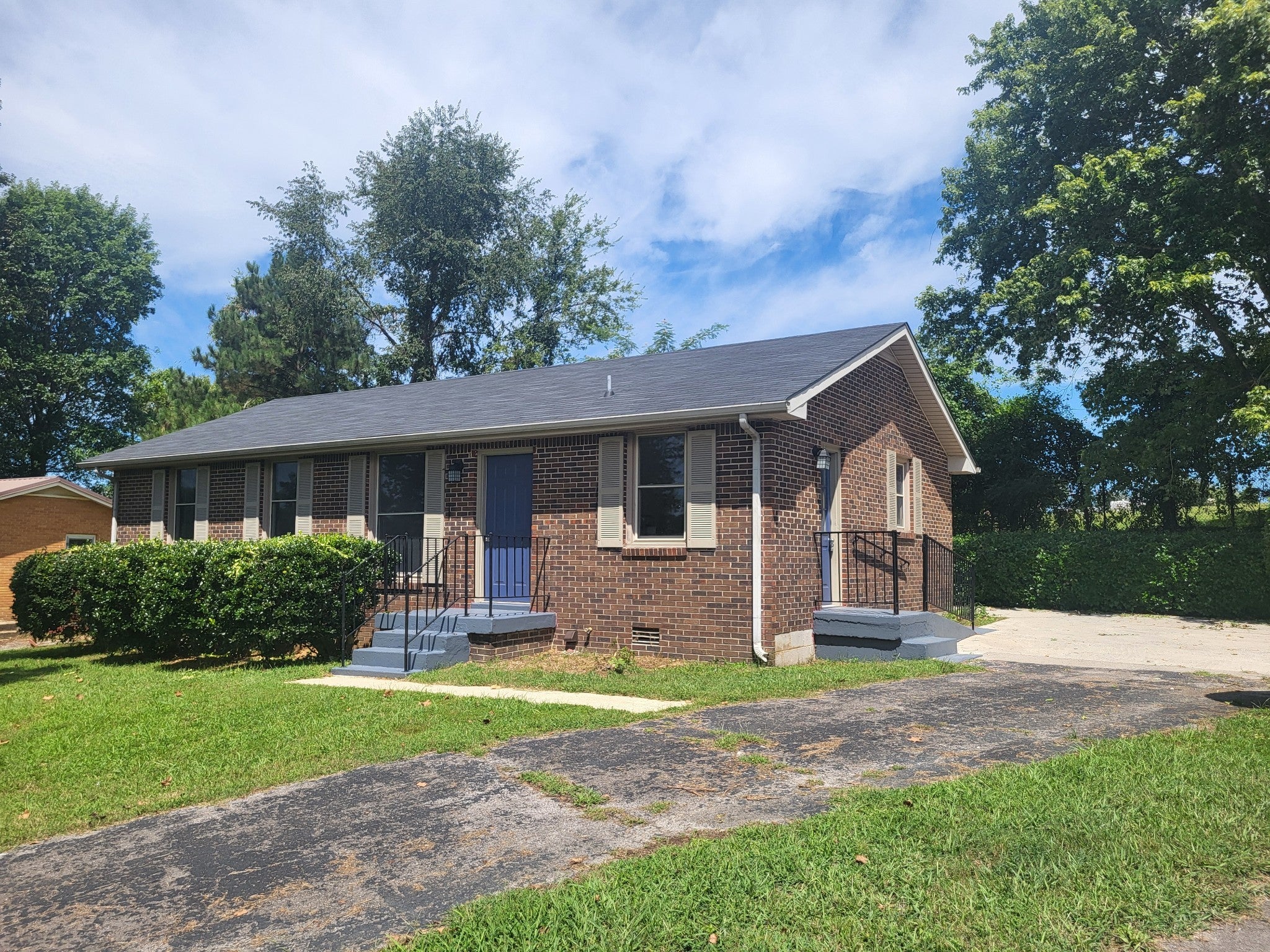 Photo of Listing #2986183