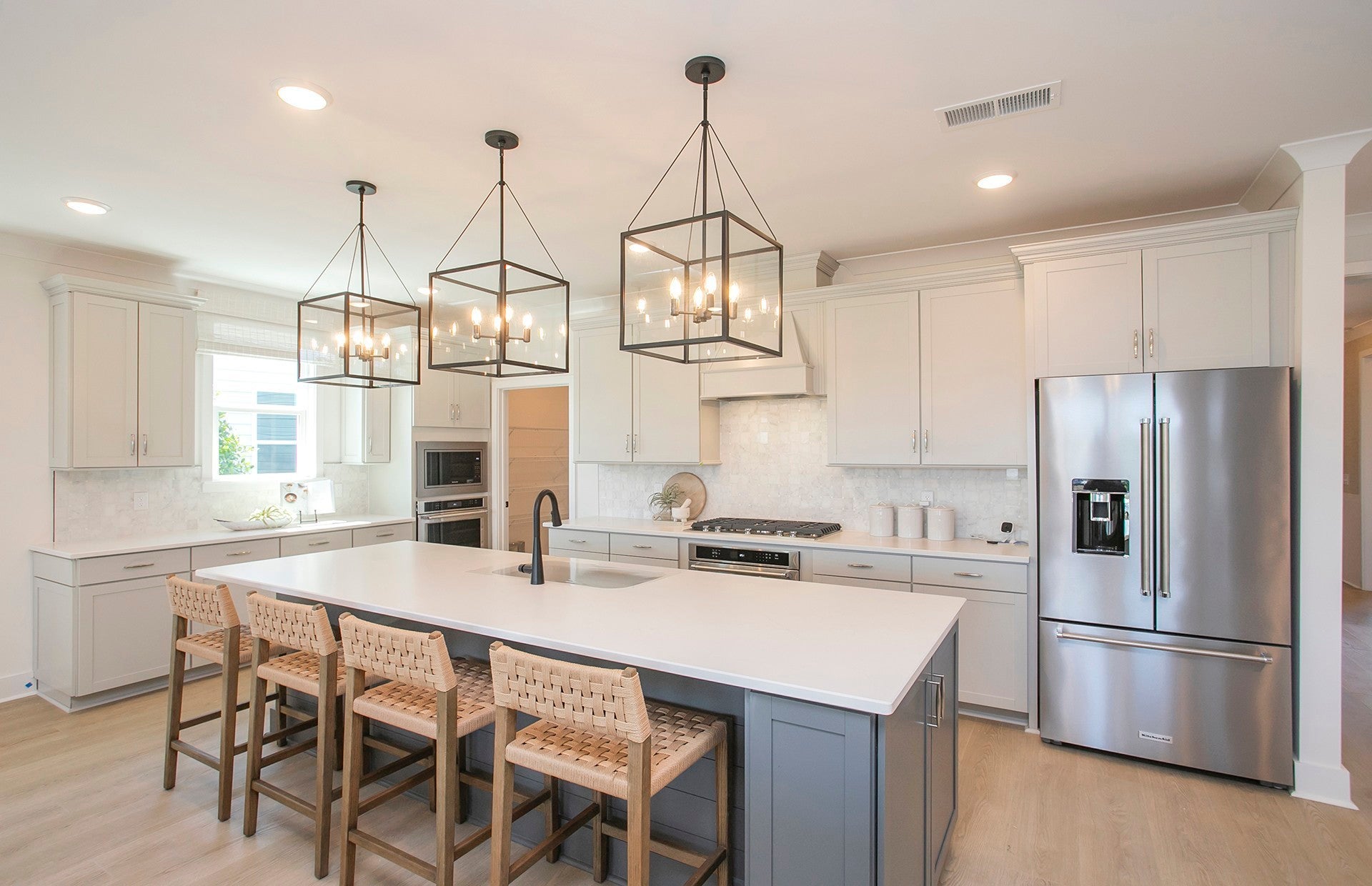 Photo of Listing #2986241