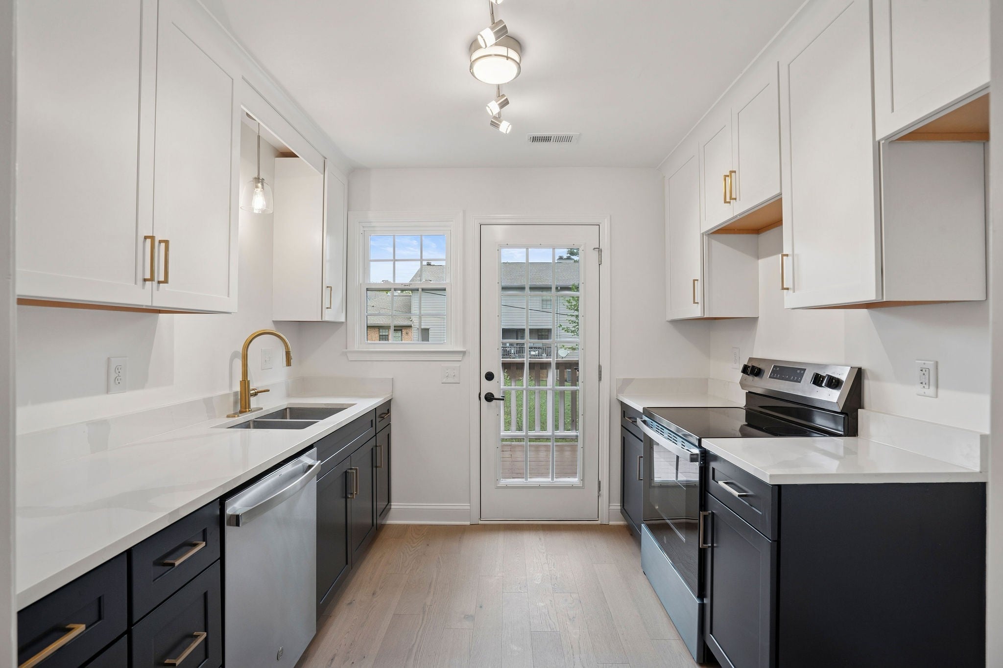 Photo of Listing #2986281